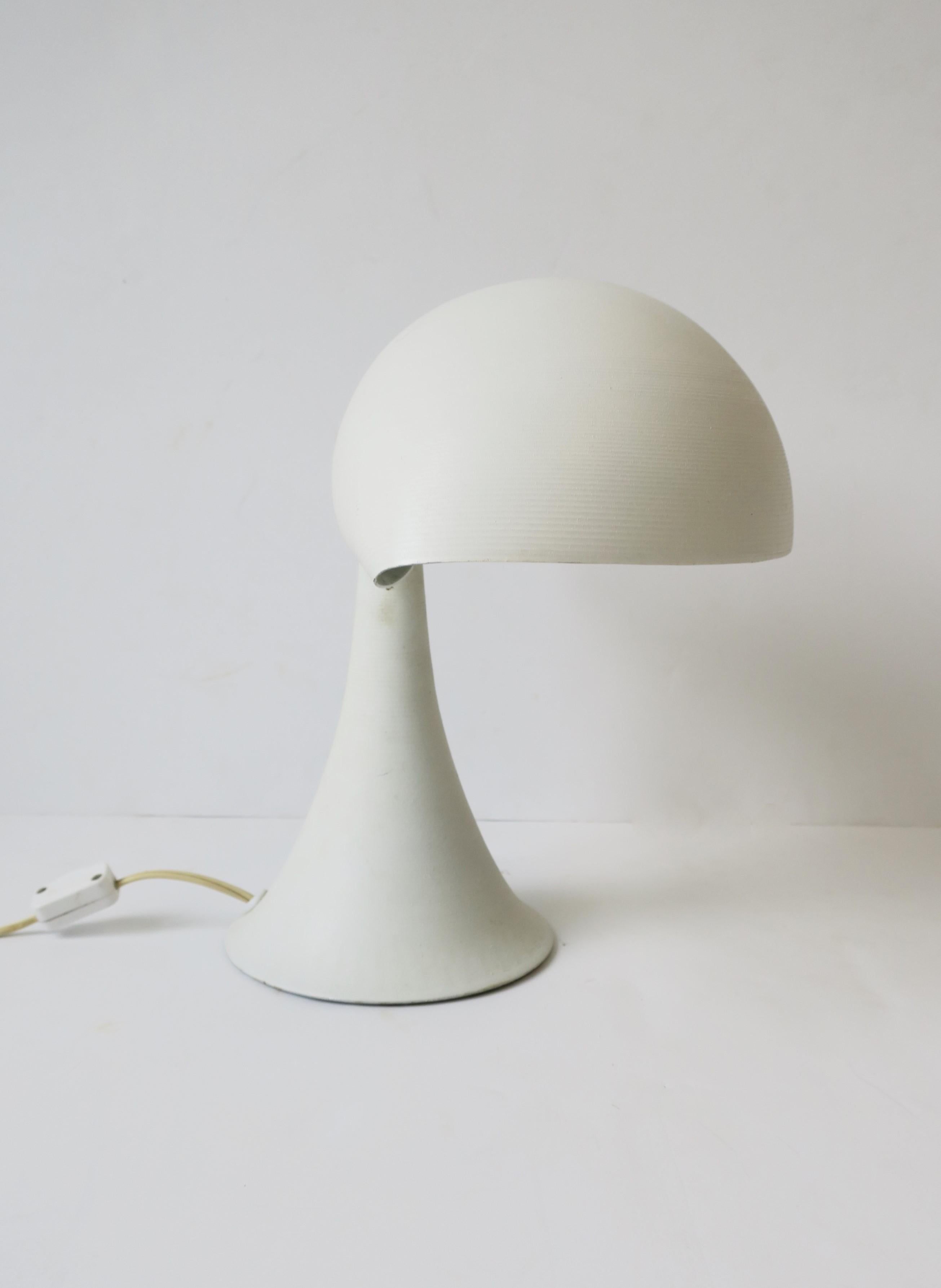Mid-Century Modern Modern White Desk or Table Lamp, ca. 1960s