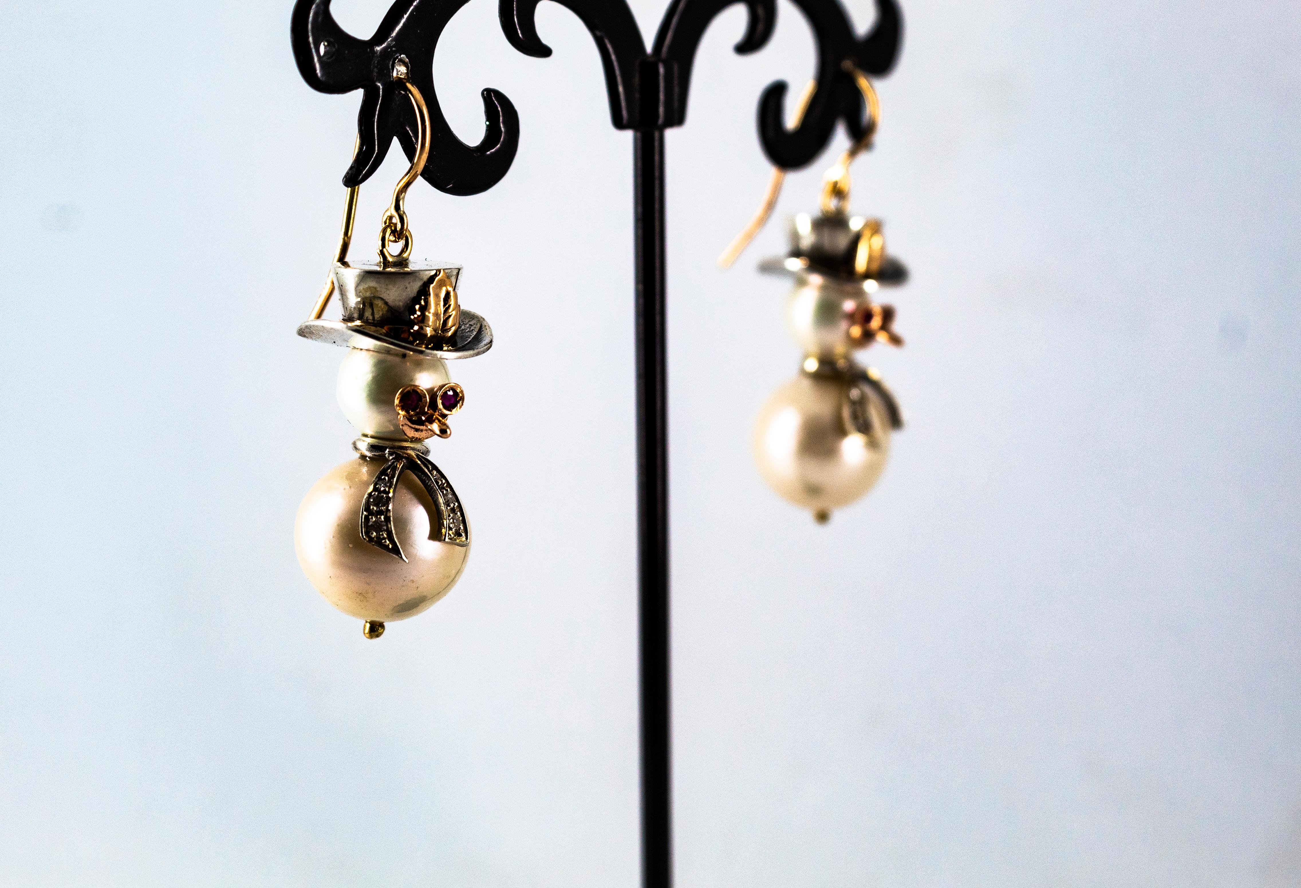 Orecchini moderni con diamante bianco, rubino, perla orientale e oro giallo 