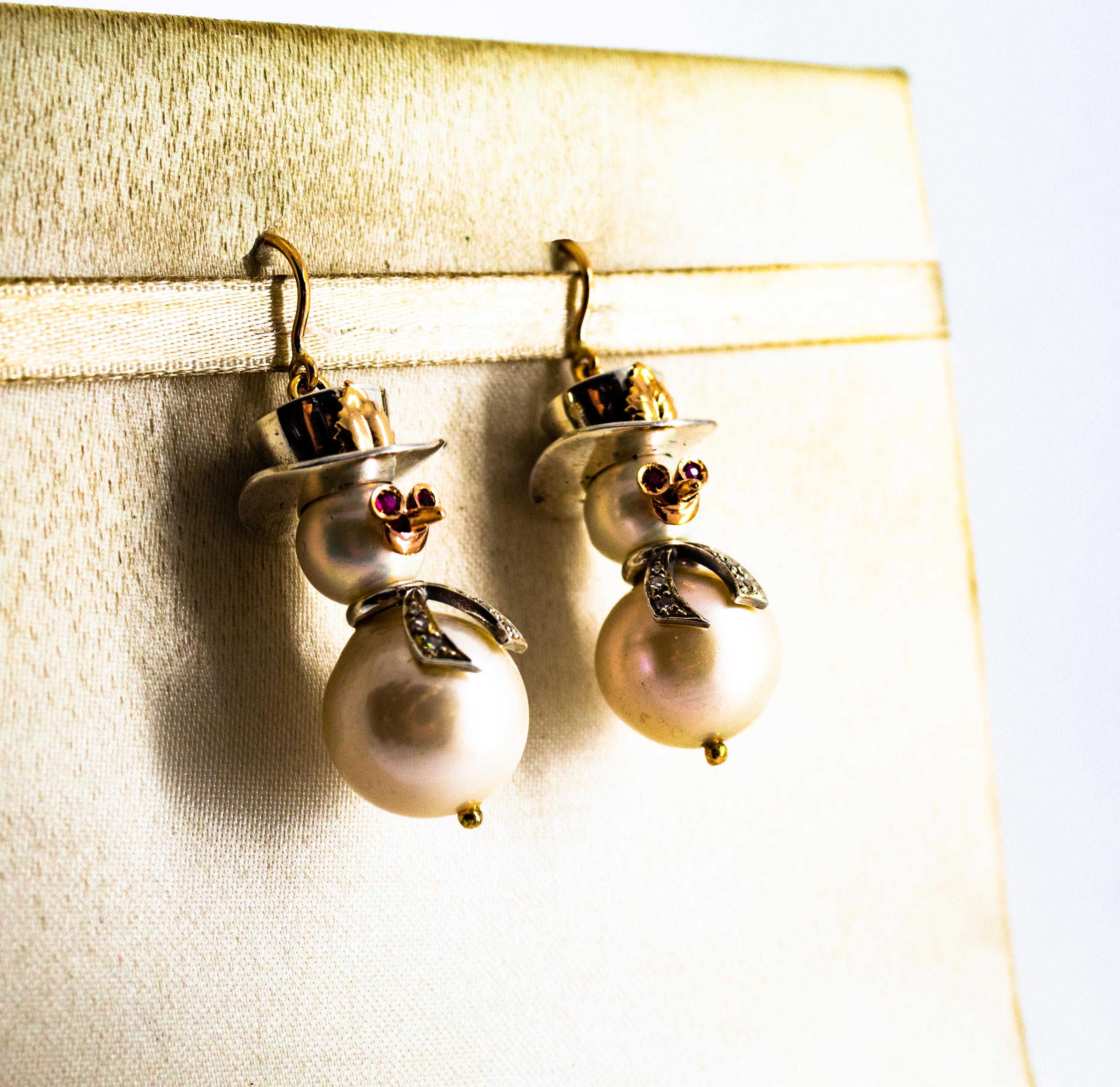 Orecchini moderni con diamante bianco, rubino, perla orientale e oro giallo 