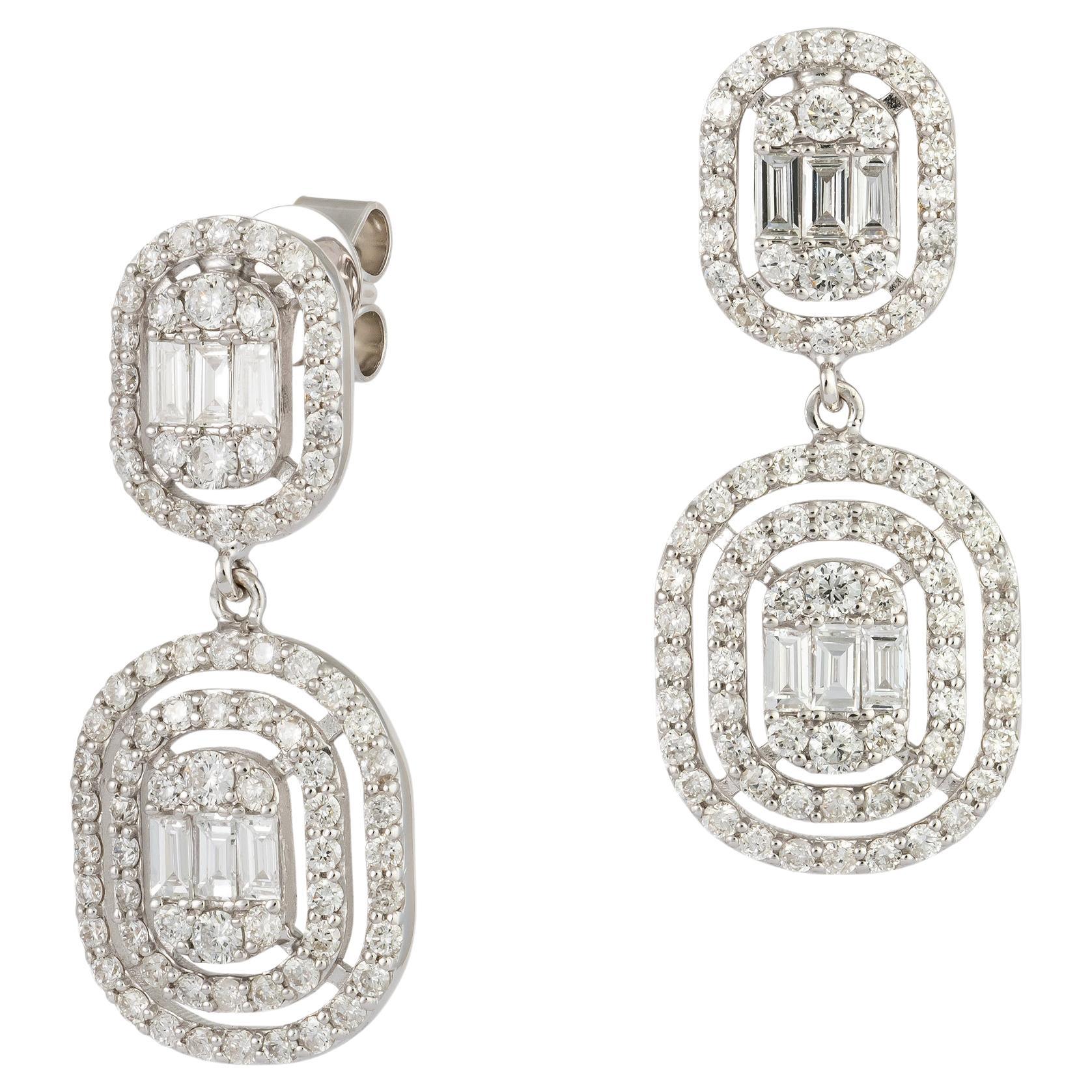 Moderne Weißgold-Ohrringe aus 18 Karat Diamant für ihr