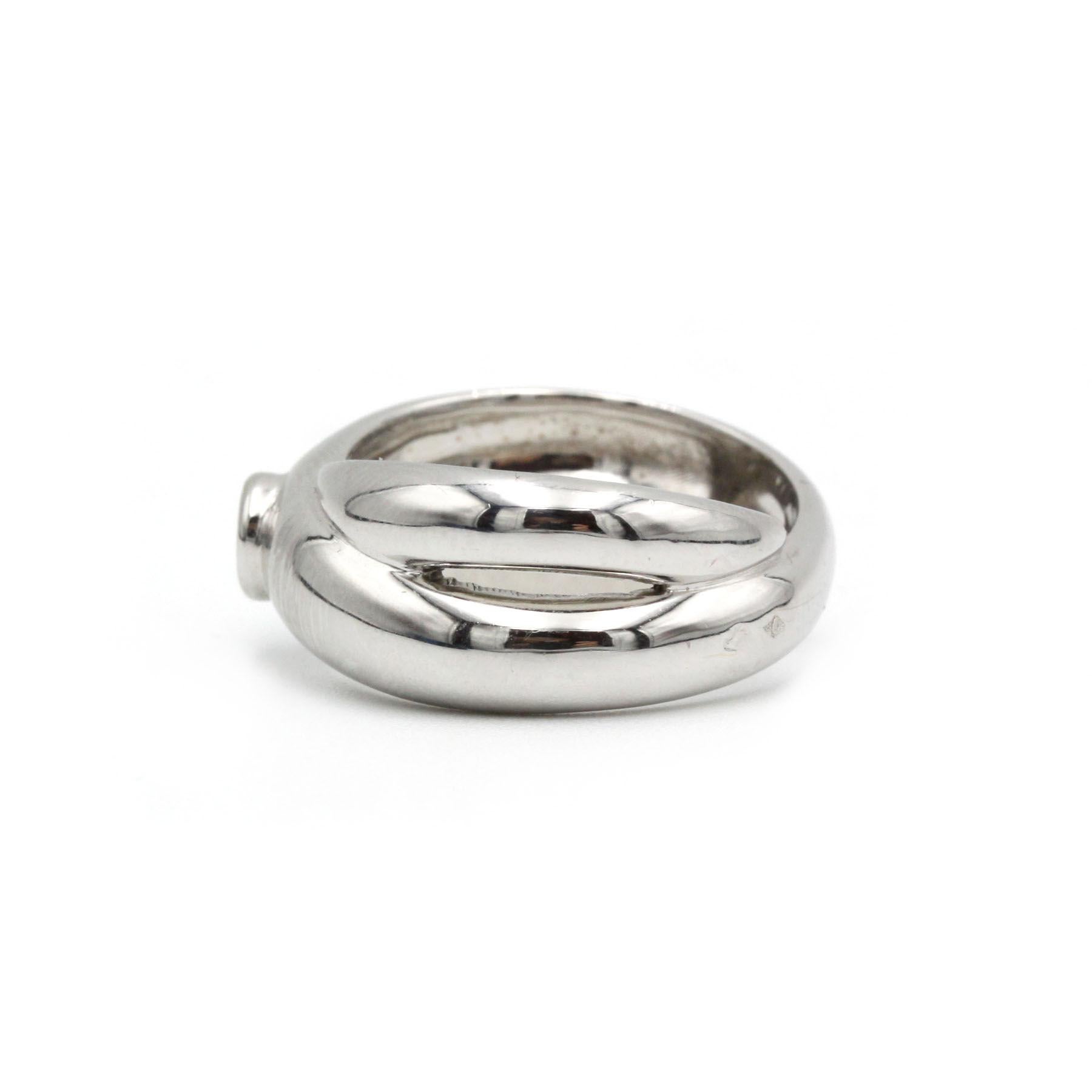 Contemporain The Moderns bague croisée en or blanc avec diamant taillé en brillant en vente