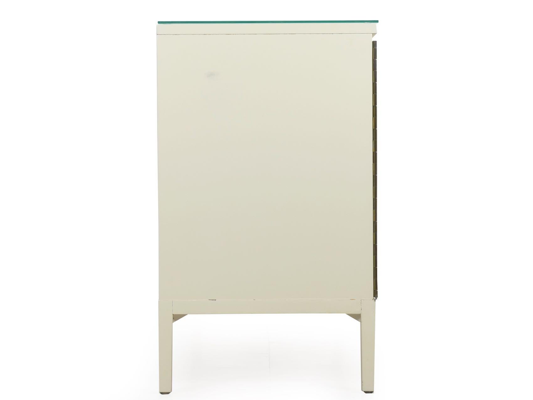 Glass Modern White Lacquer Cabinet Credenza with Eight Drawers, circa 1980s