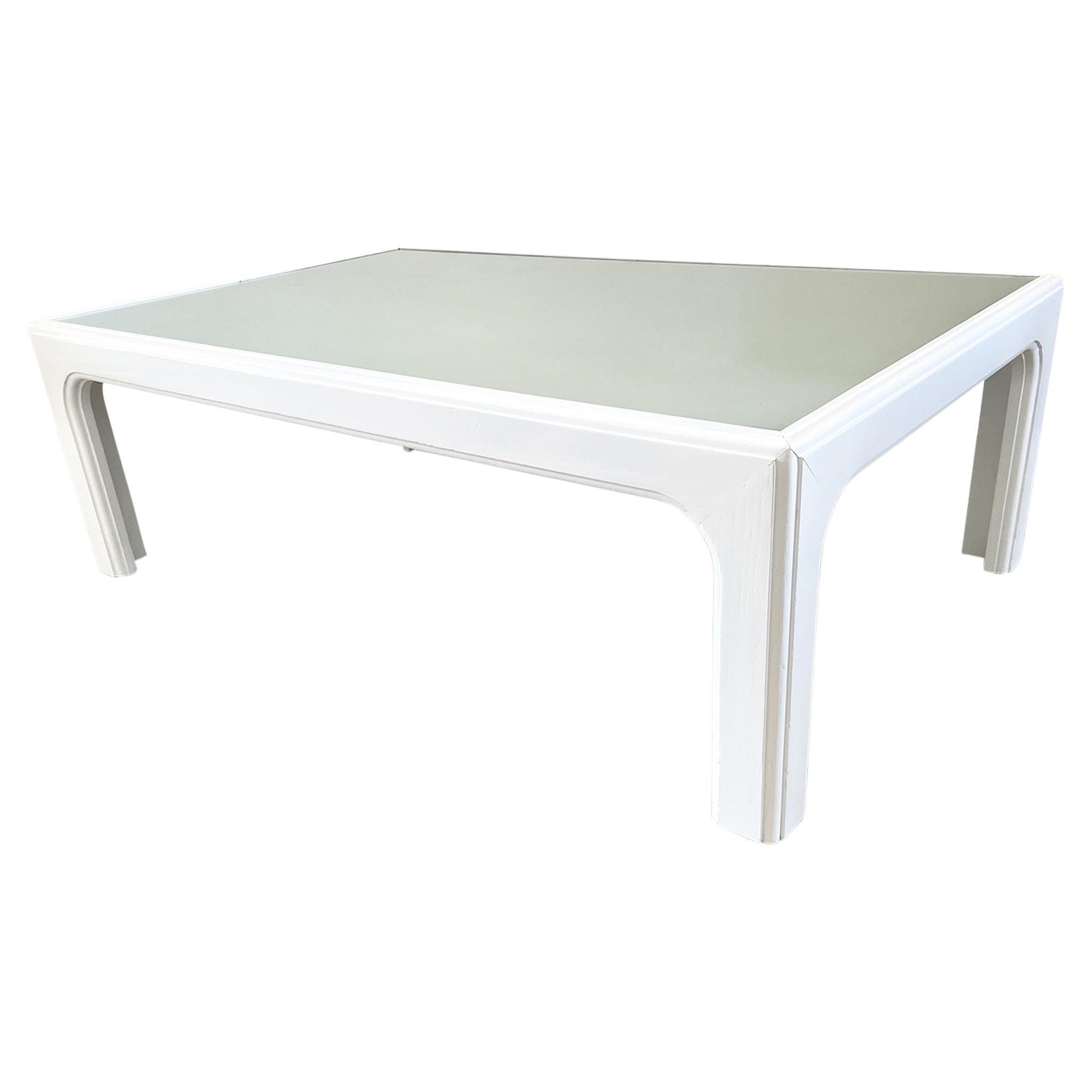 Modern White Lacquered Coffee Table with Mirror Top