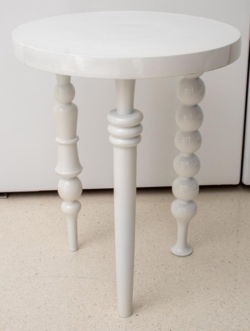 Modern White Lacquered Metal Spindle Table 1