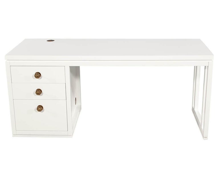 Modern White Lacquered Office Desk at 1stDibs