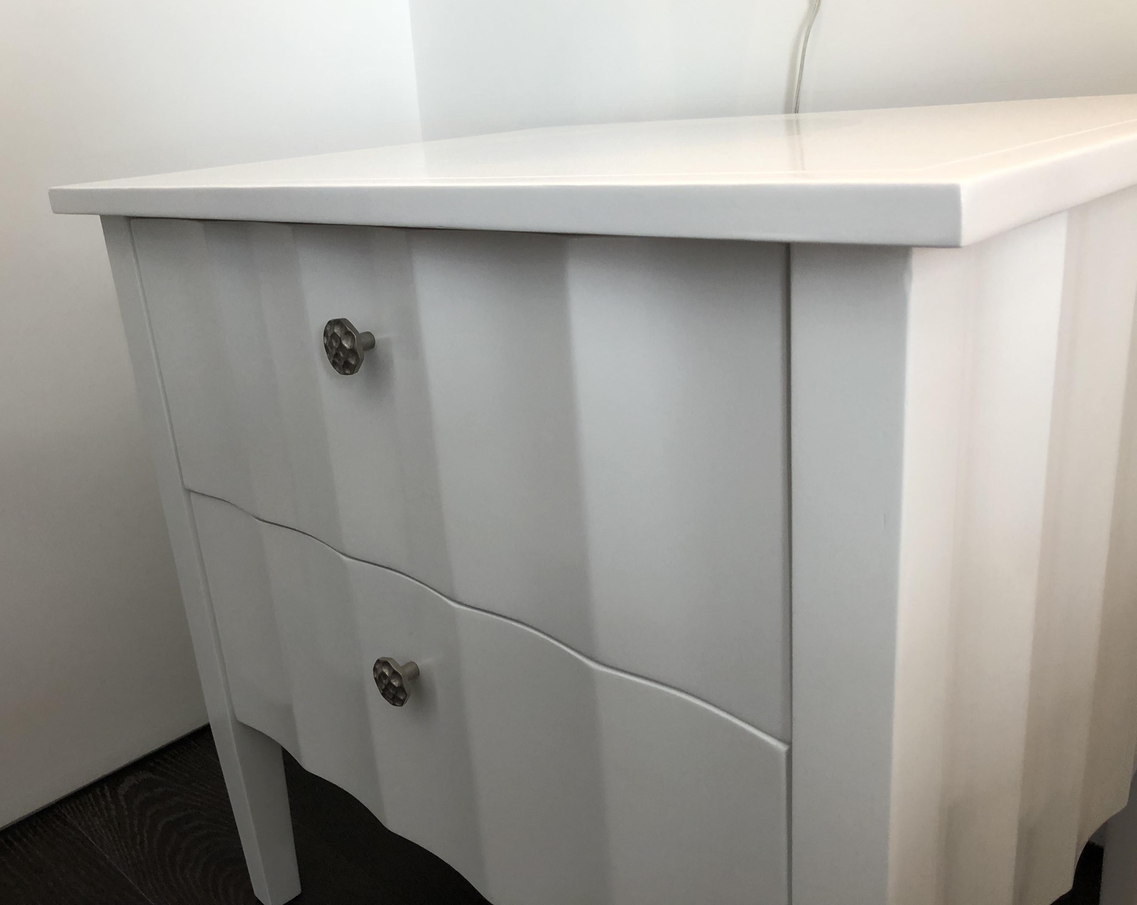 Lacquered Modern White Nightstands with Scalloped Detail on Drawers and Sides