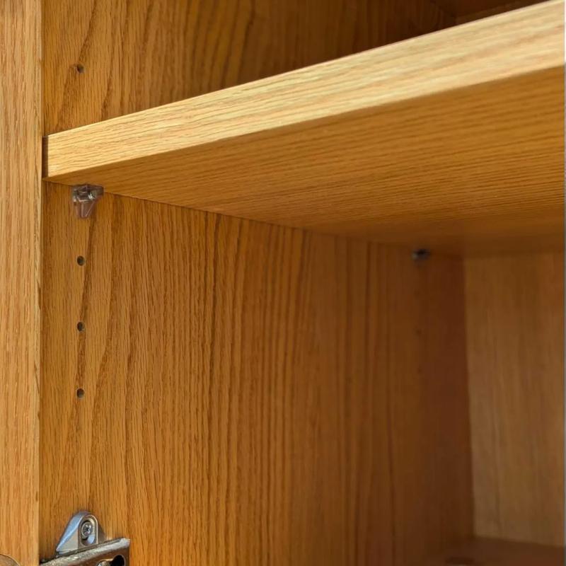 Impiallacciato Mobile bar moderno in Oak Oak di Bauhaus Designs Canada, anni '80 in vendita