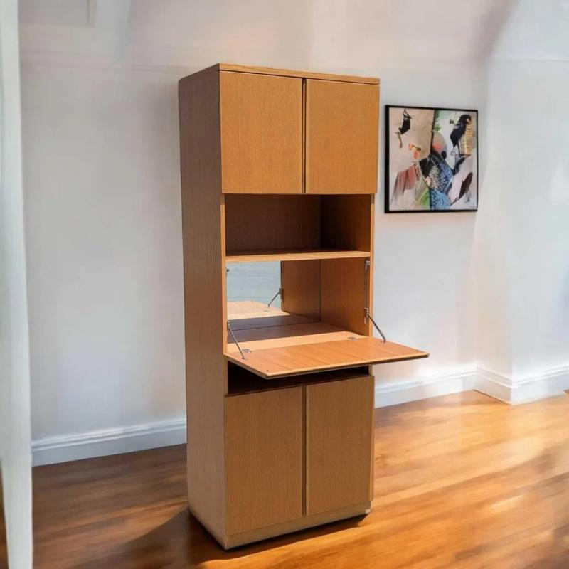 Mobile bar moderno in Oak Oak di Bauhaus Designs Canada, anni '80 In condizioni buone in vendita a Rancho Cucamonga, CA