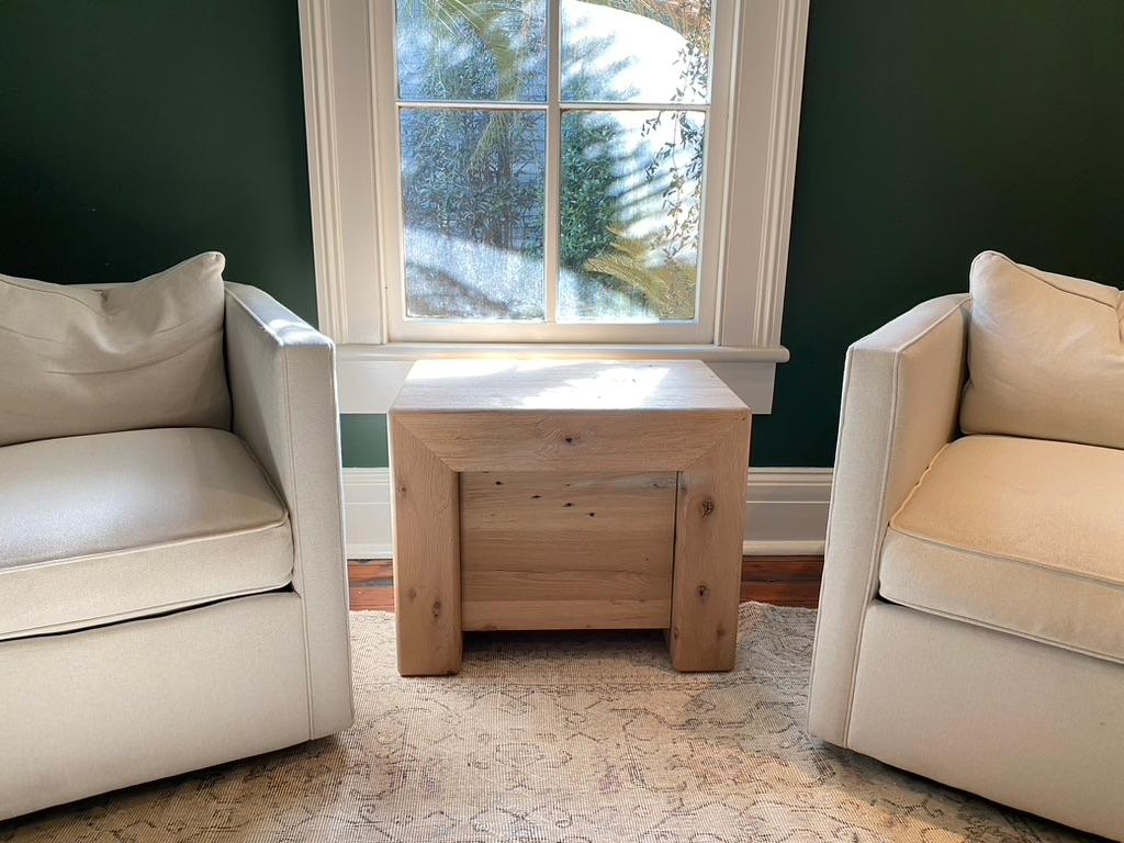 Modern White Oak Handmade Side Table Without/Drawer by Fortunata Design In Excellent Condition For Sale In Montgomery, AL