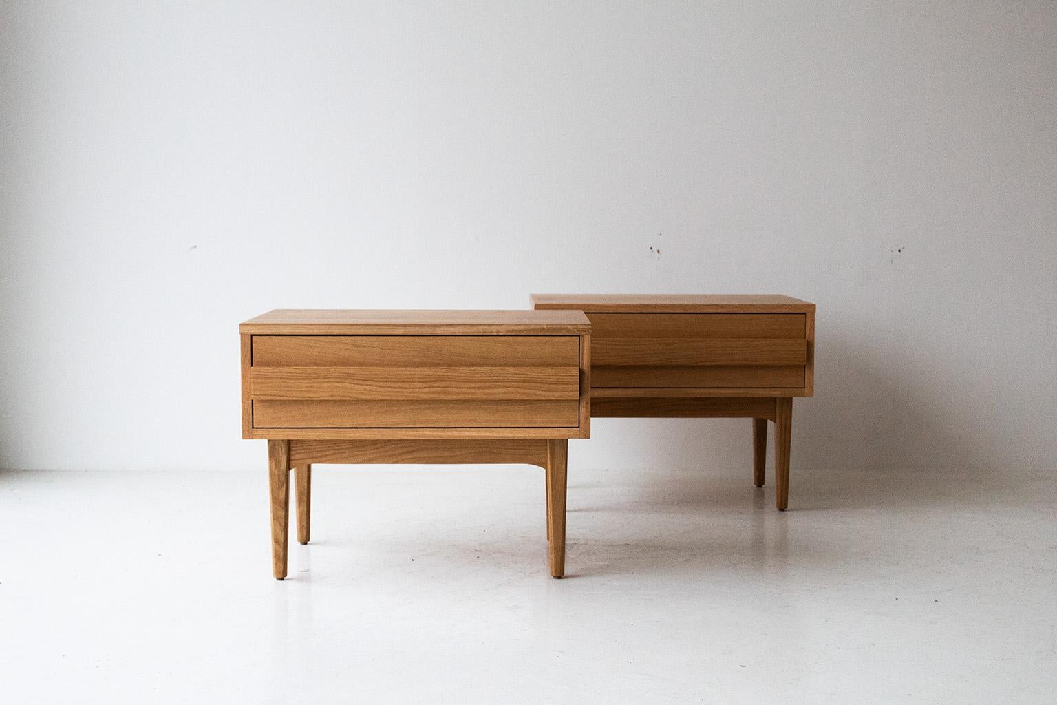 Comodini moderni in Oak bianco in vendita 2