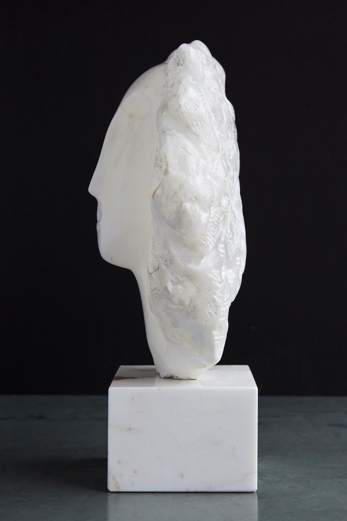 20th Century Modern White Onyx Sculpture of a Woman's Face on Marble Base, Unsigned For Sale