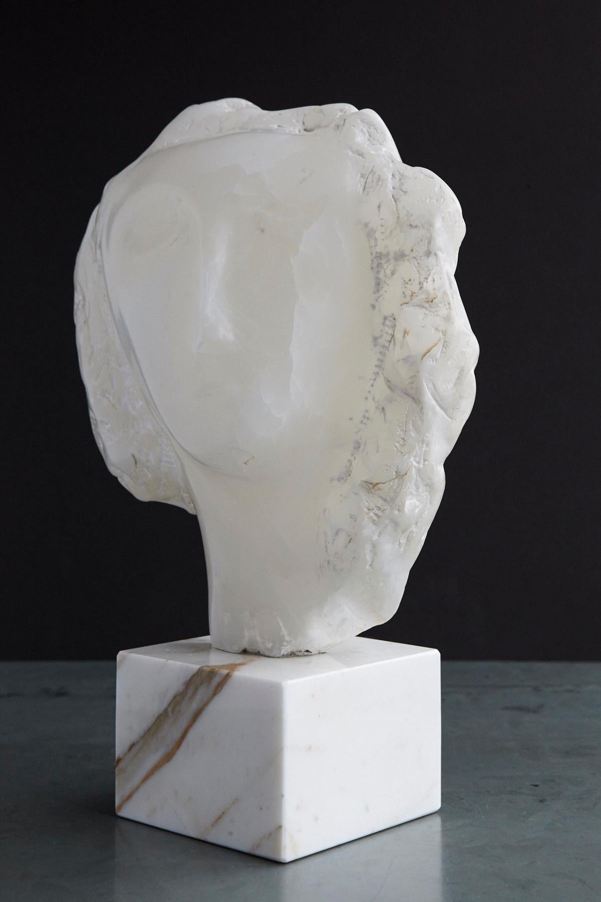 Modern White Onyx Sculpture of a Woman's Face on Marble Base, Unsigned For Sale 1