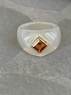 Modern White Quartz and Bezel Set Citrine 18 Karat Yellow Gold Fashion Ring