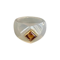 Modern White Quartz and Bezel Set Citrine 18 Karat Yellow Gold Fashion Ring