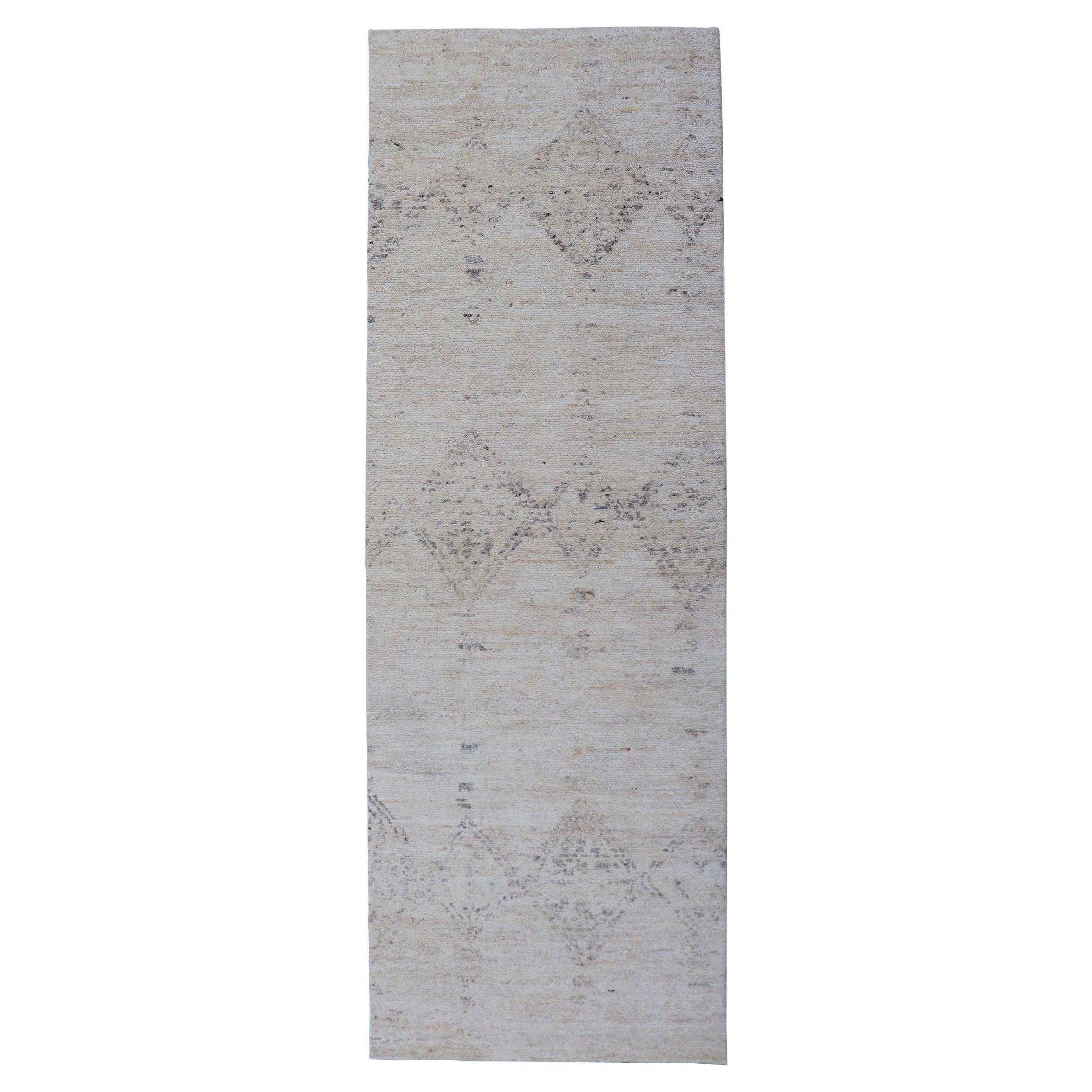 Runner da galleria moderno e ampio in tonalità neutre con design marocchino in crema e grigio in vendita