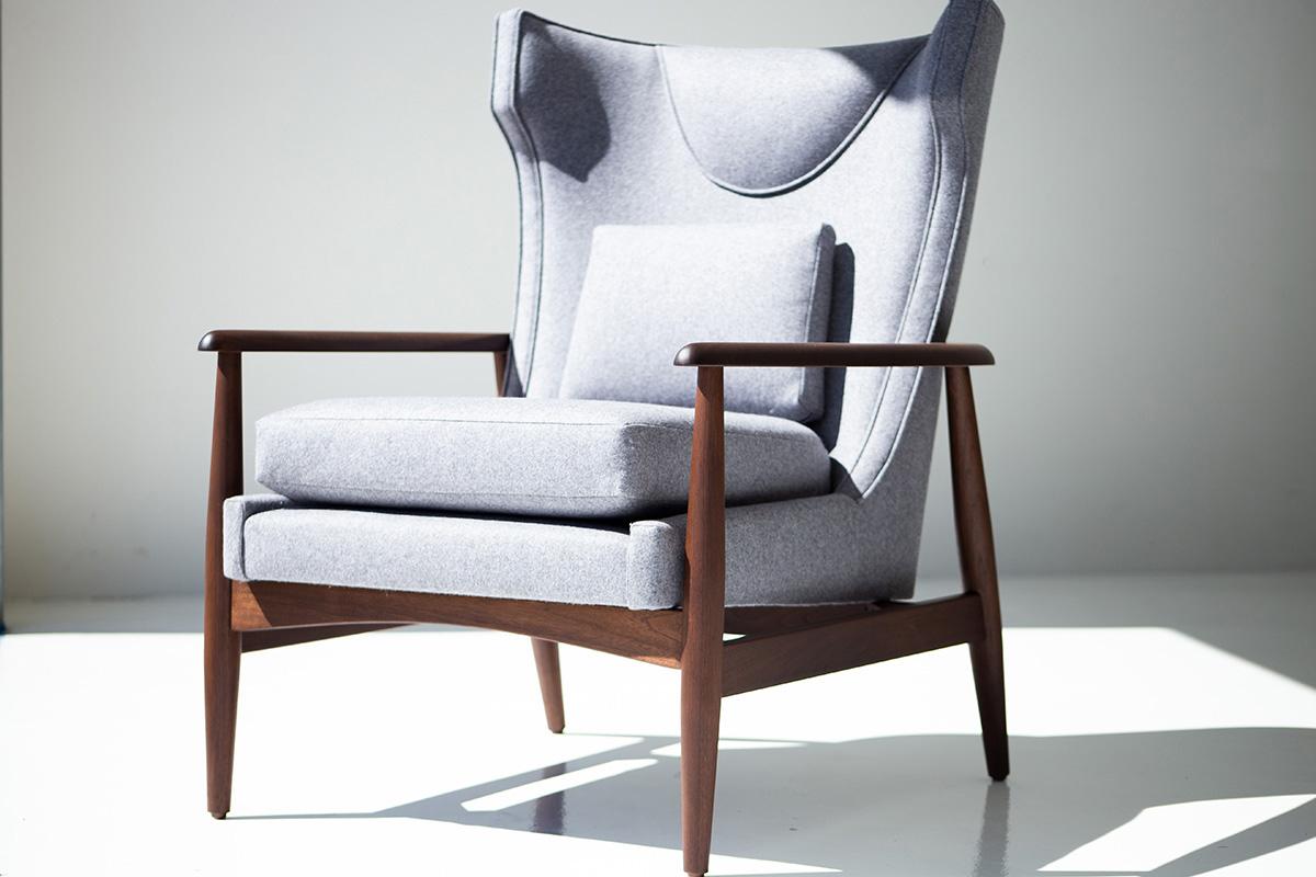 Modern Wing Chair in Grey Felt by Lawrence Peabody For Sale 2