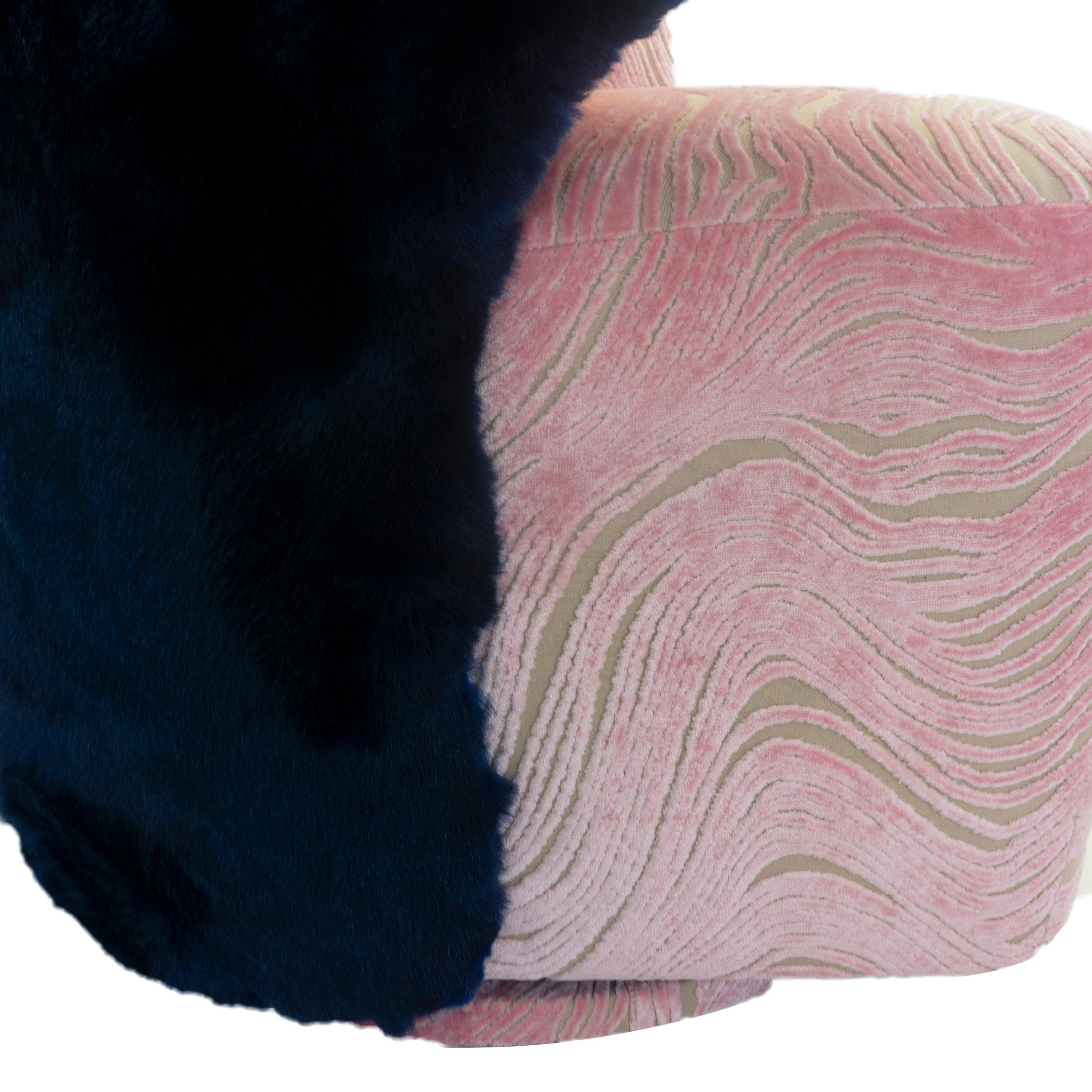 Modern Winged Swivel Chair with Pink Cut Velvet and Cobalt Faux Fur For Sale 2