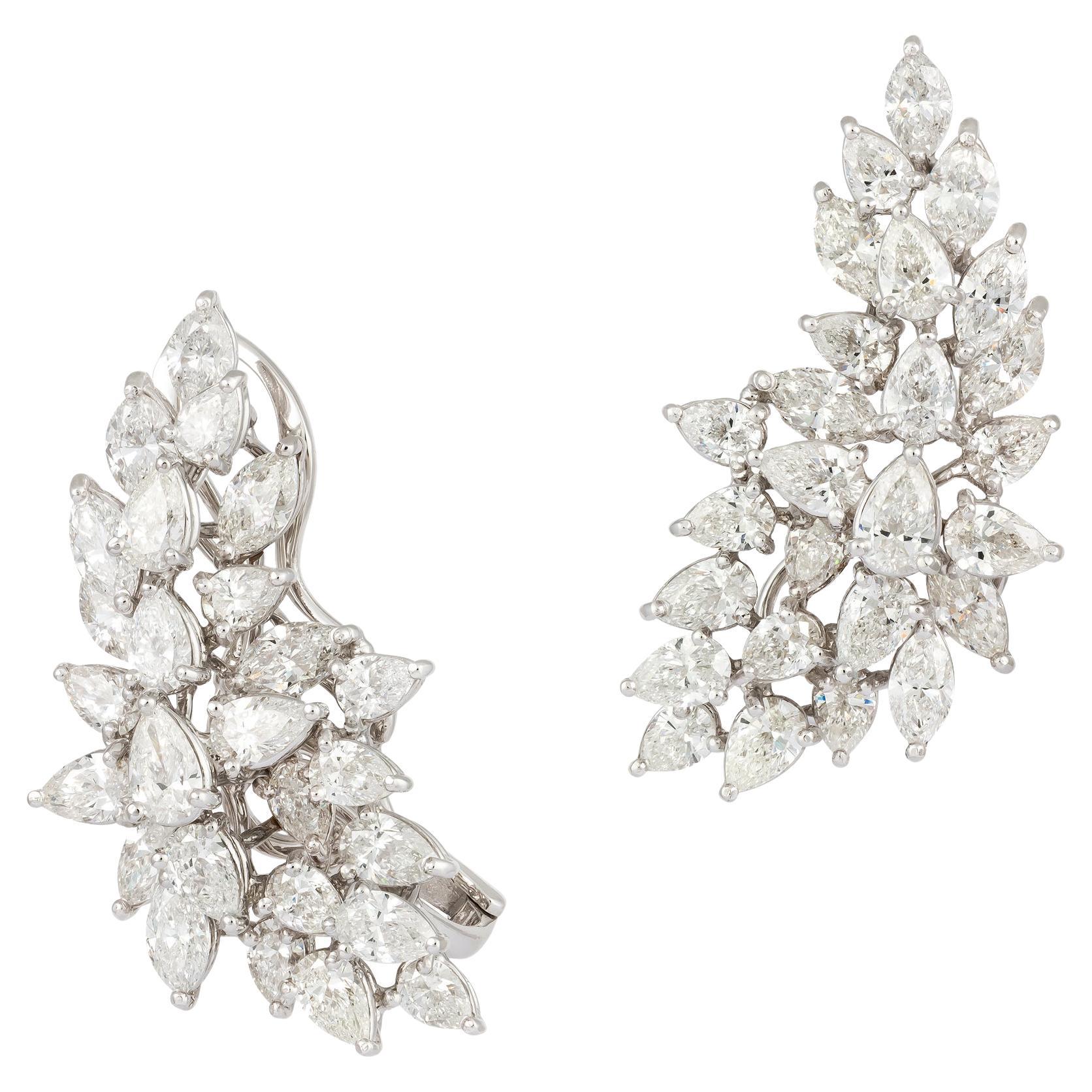 Moderne Flügel-Ohrringe aus Weißgold mit 18 Karat Diamanten für ihr im Angebot