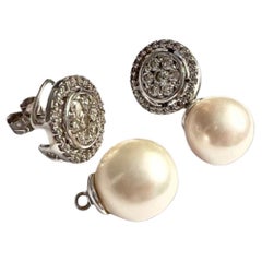 Moderne  Boucles d'oreilles en or blanc 18 carats avec diamants et perles (deux options)