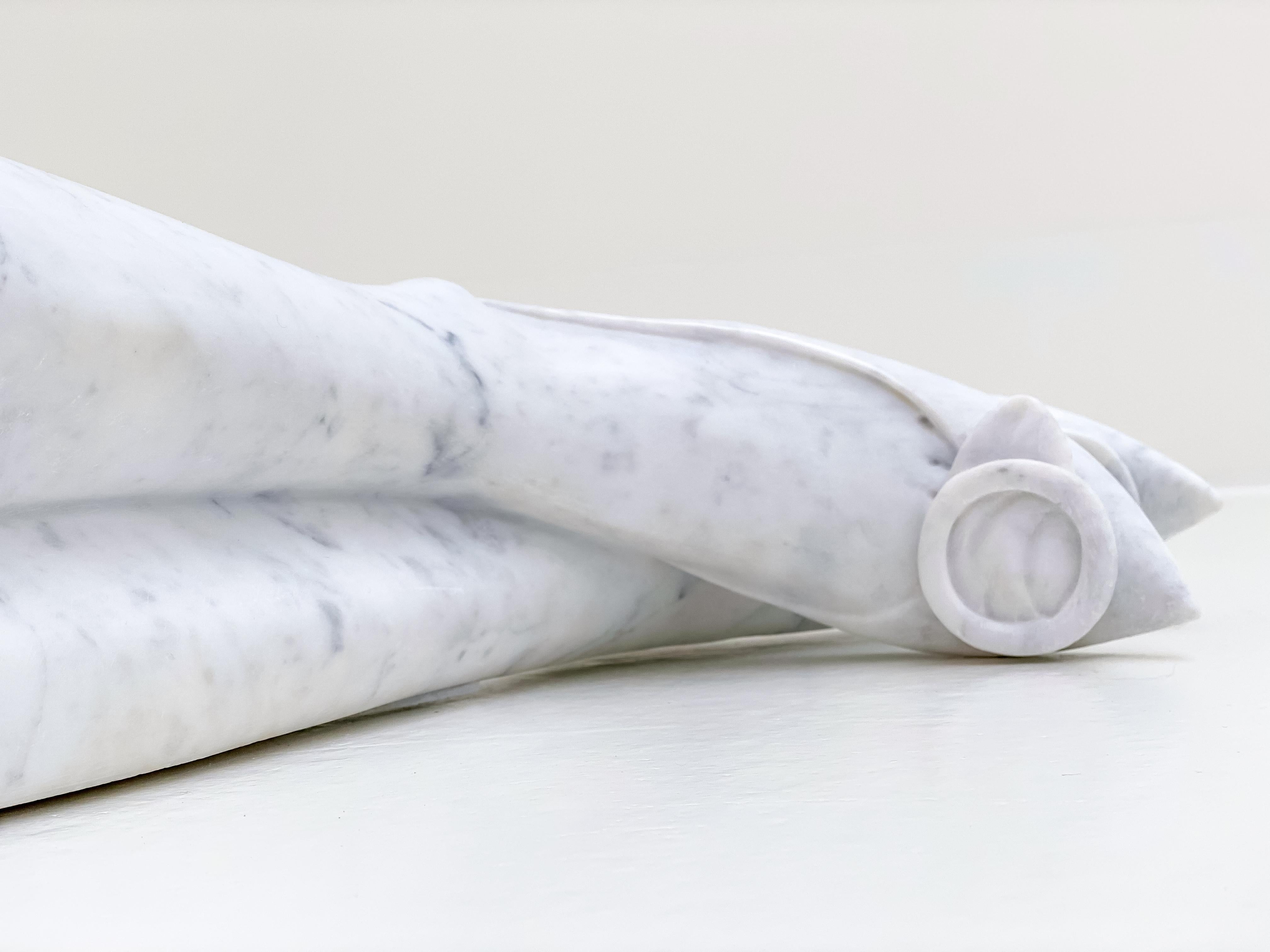 Escultura de arte contemporáneo en mármol de Roos Schneijderberg Moderno en venta