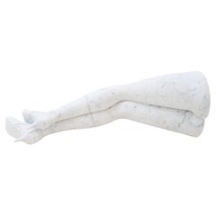 Escultura de arte contemporáneo en mármol de Roos Schneijderberg