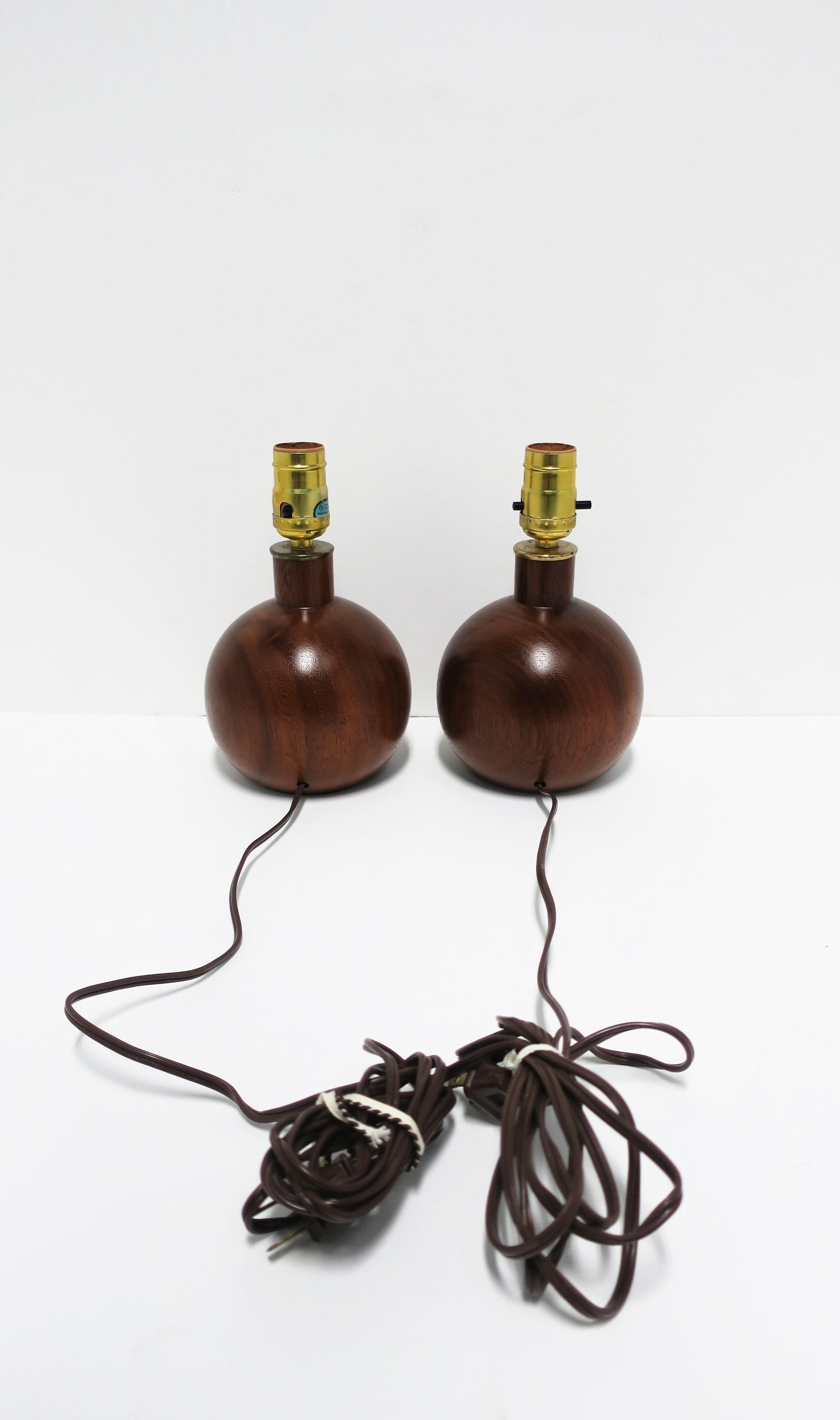 Modern Wood and Brass Round Ball Sphere Desk or Table Lamps 10