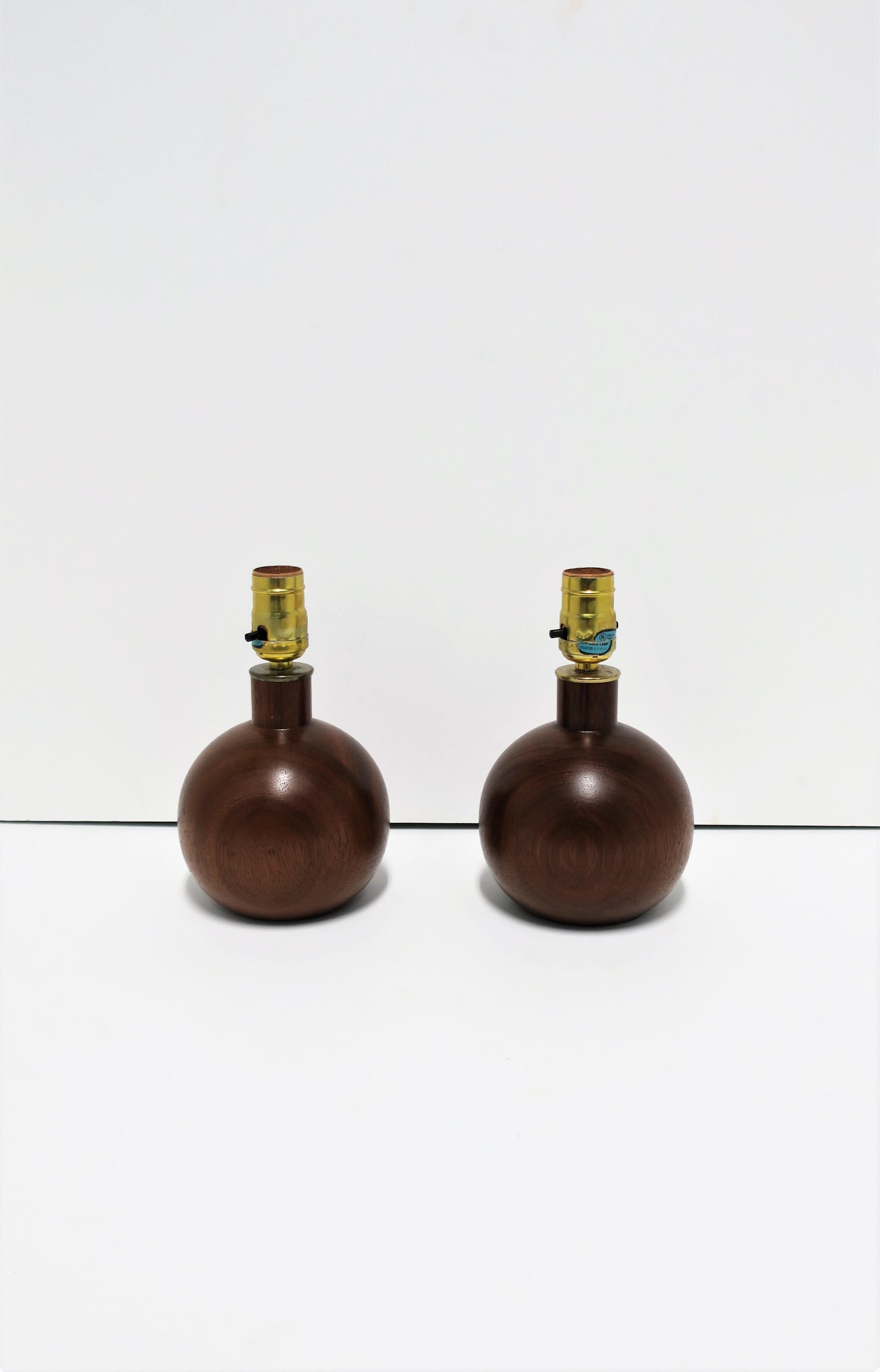 Modern Wood and Brass Round Ball Sphere Desk or Table Lamps 7