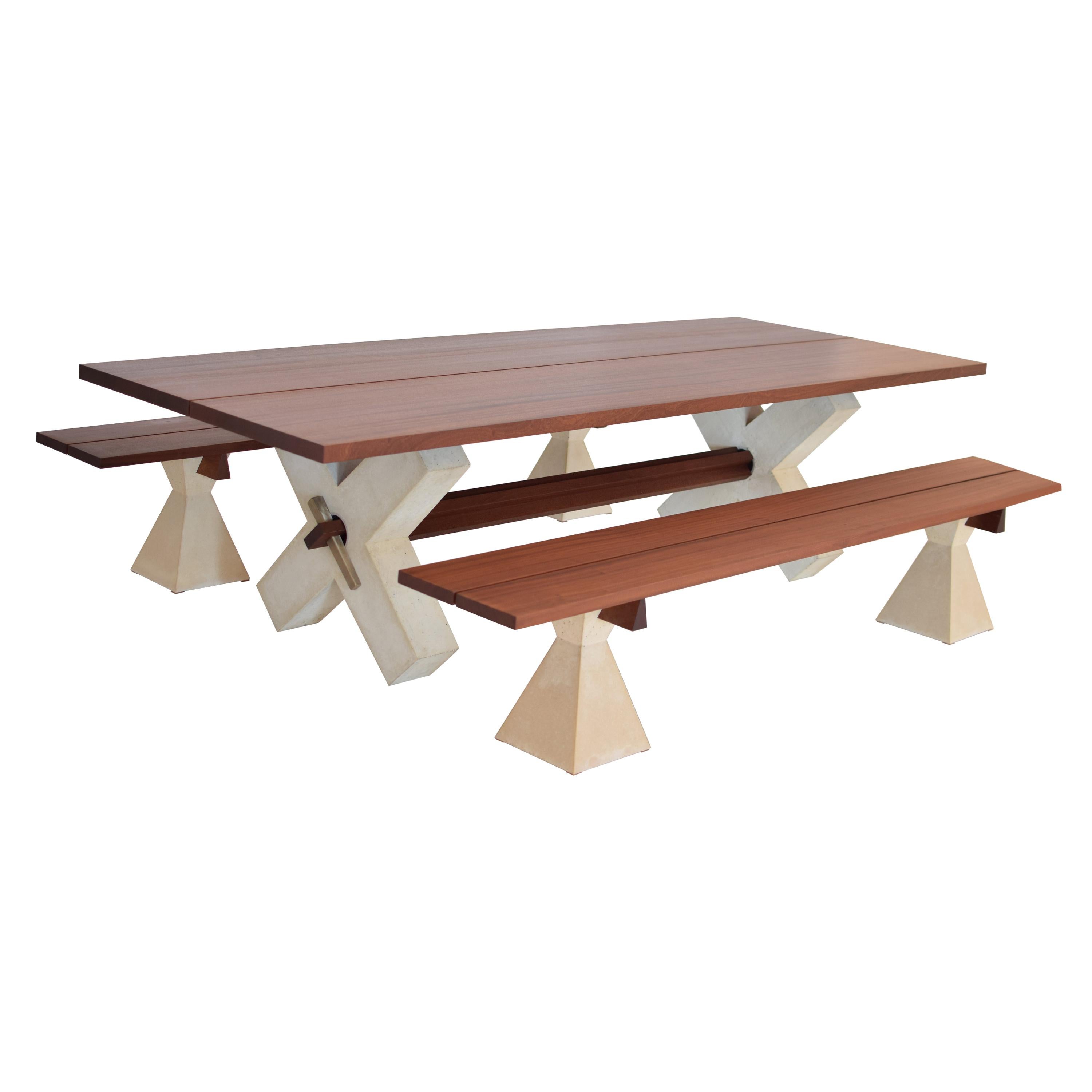 Modernes Esstischset aus Holz und Beton mit Bänken