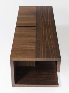 Table basse moderne en chêne d'ébène fumé, par Studio DiPaolo