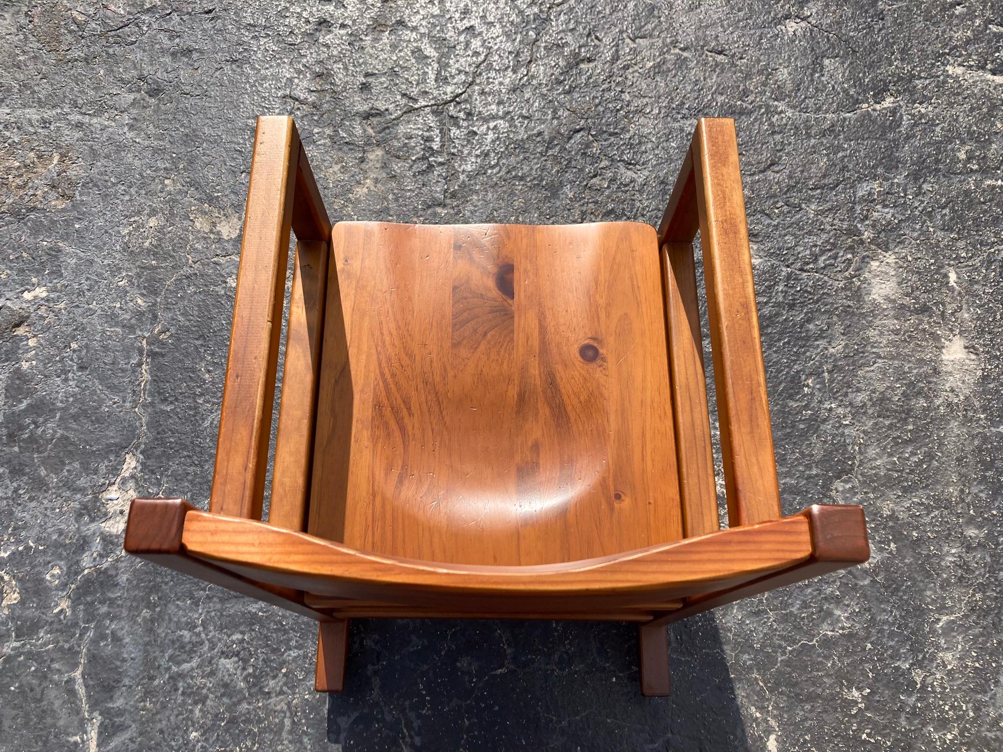 Legno Sedia a dondolo moderna in Wood in vendita
