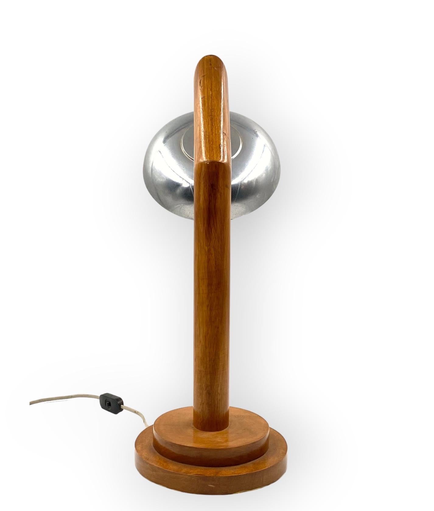Modern wood table lamp, France circa 1940 For Sale 4
