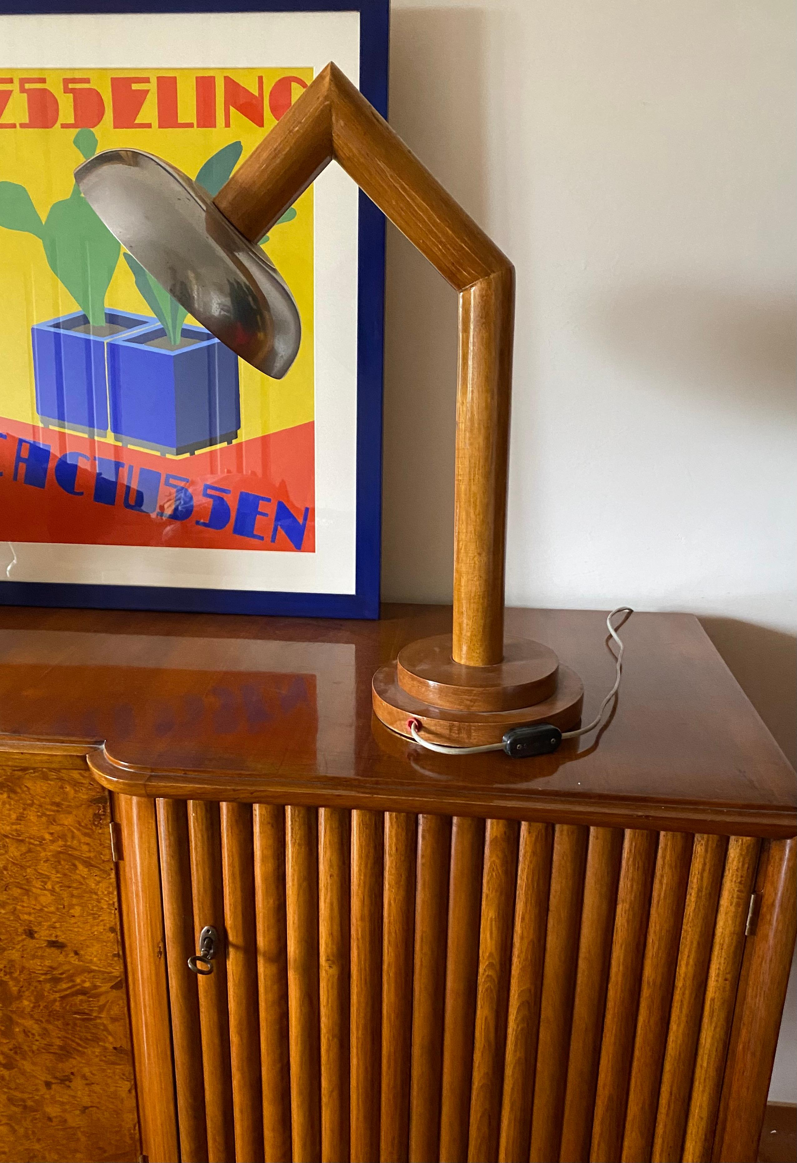 Modern wood table lamp, France circa 1940 For Sale 12