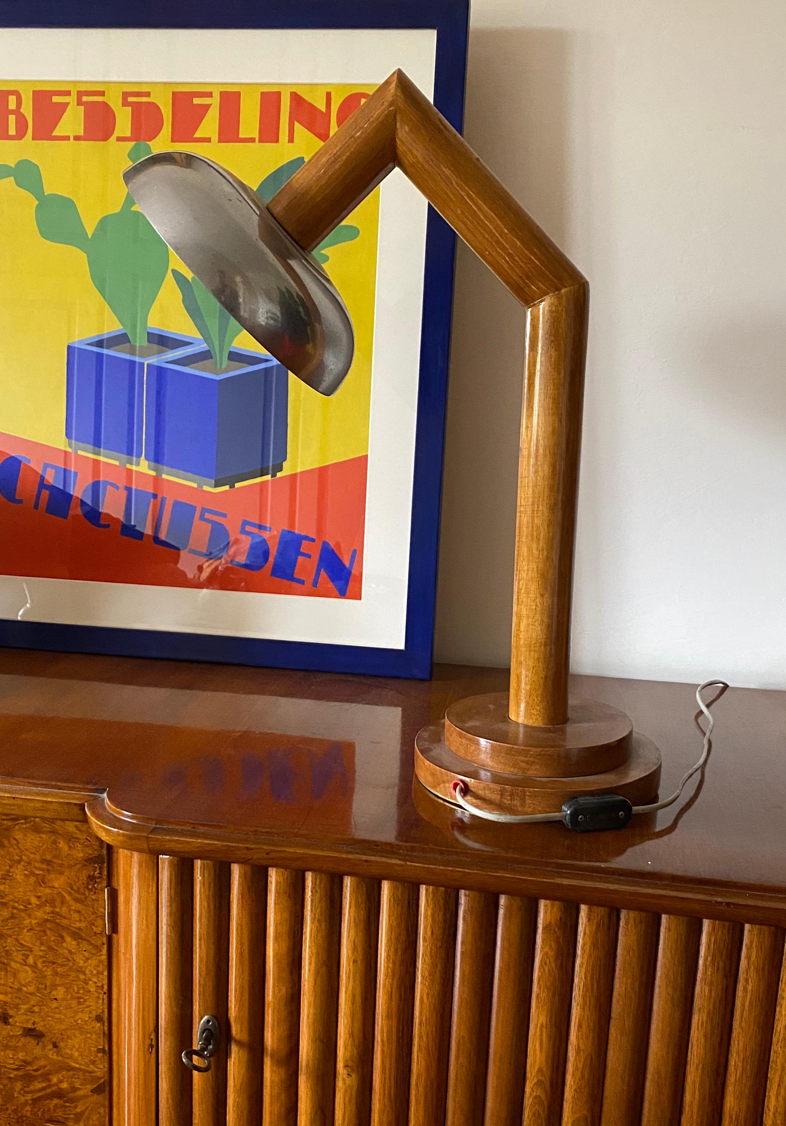 Modern wood table lamp, France circa 1940 For Sale 13