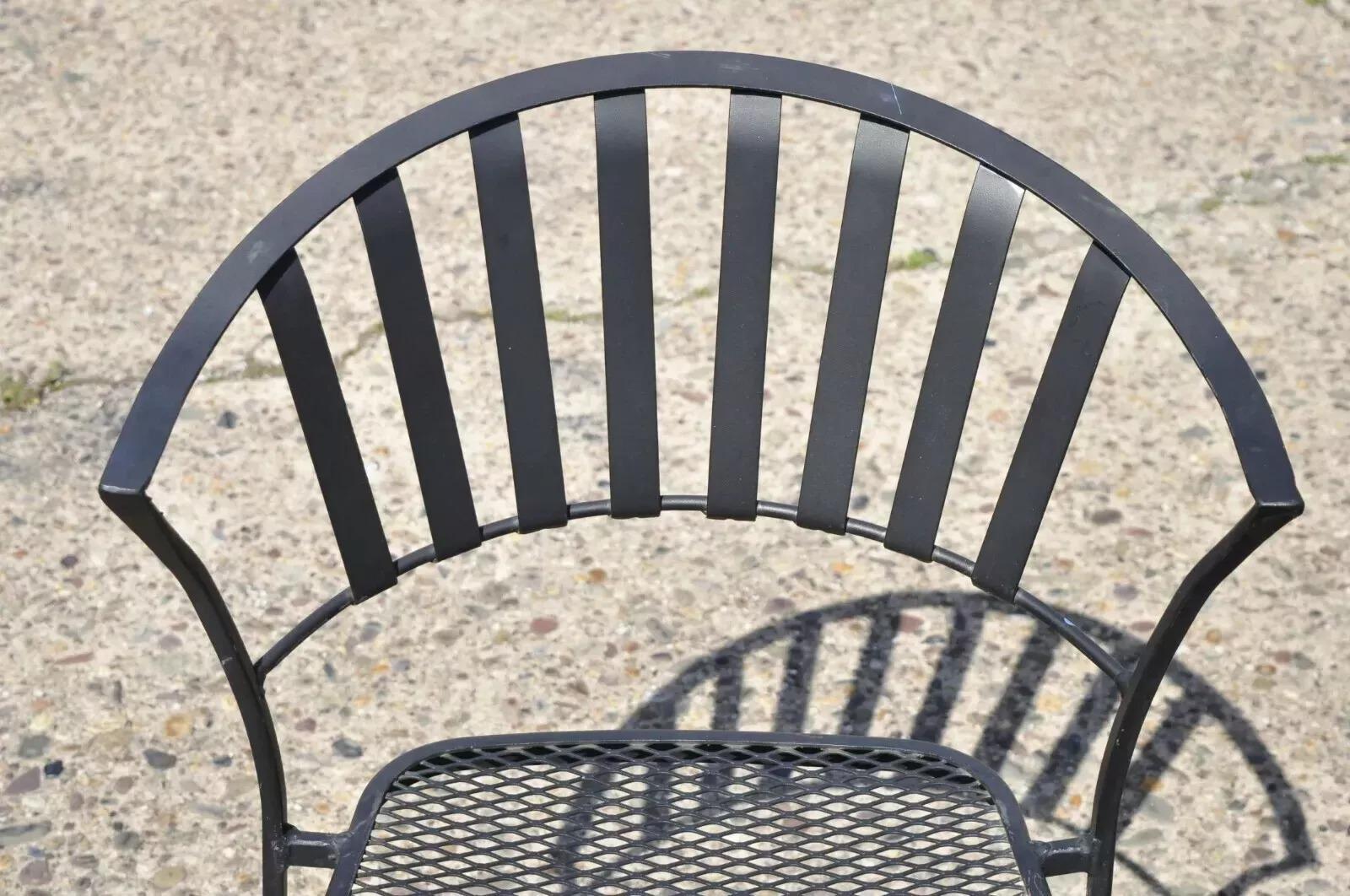 Moderner Woodard Pinecrest Style Schmiedeeisen Garten Patio Esszimmerstuhl - Satz von 4 im Angebot 1