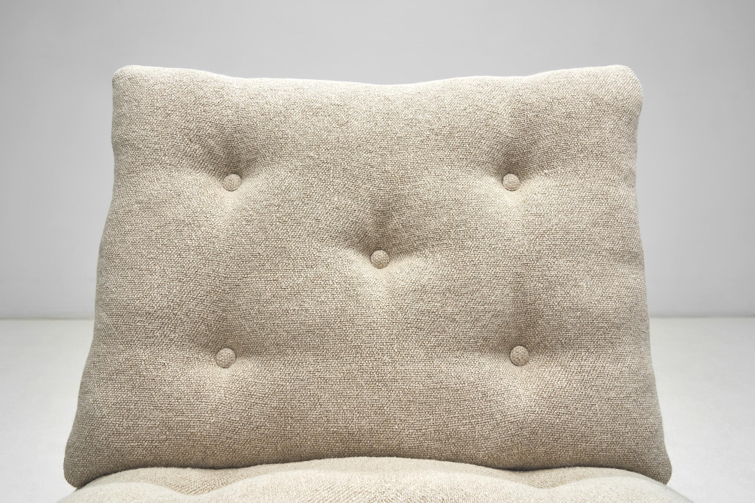 Modern Wooden Lounge Chair with Upholstered Cushions, Europe Mid-20th Century For Sale 6
