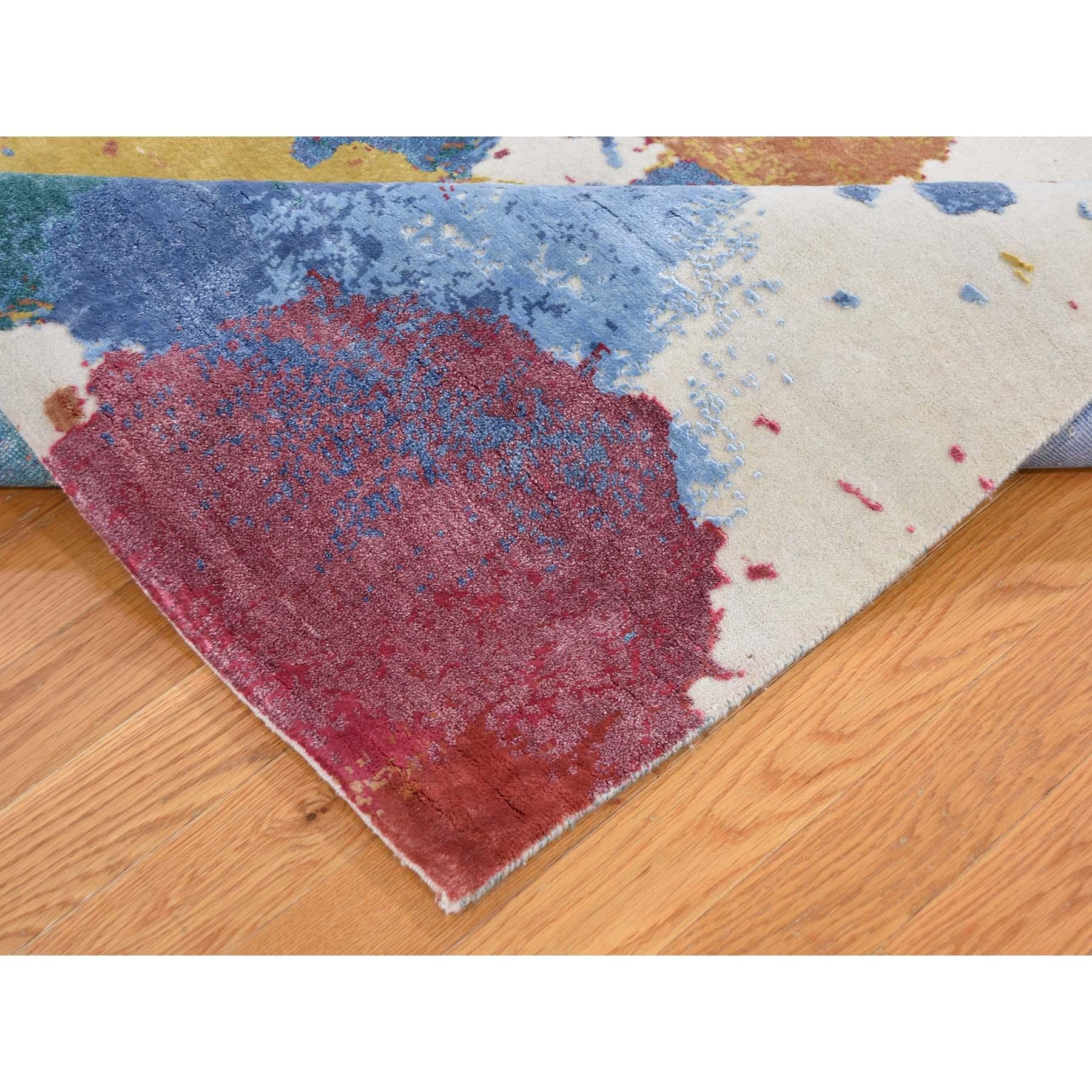 Modern Wool And Silk Splash Design Thick And Plush Hand-Knotted Rug, 5'1