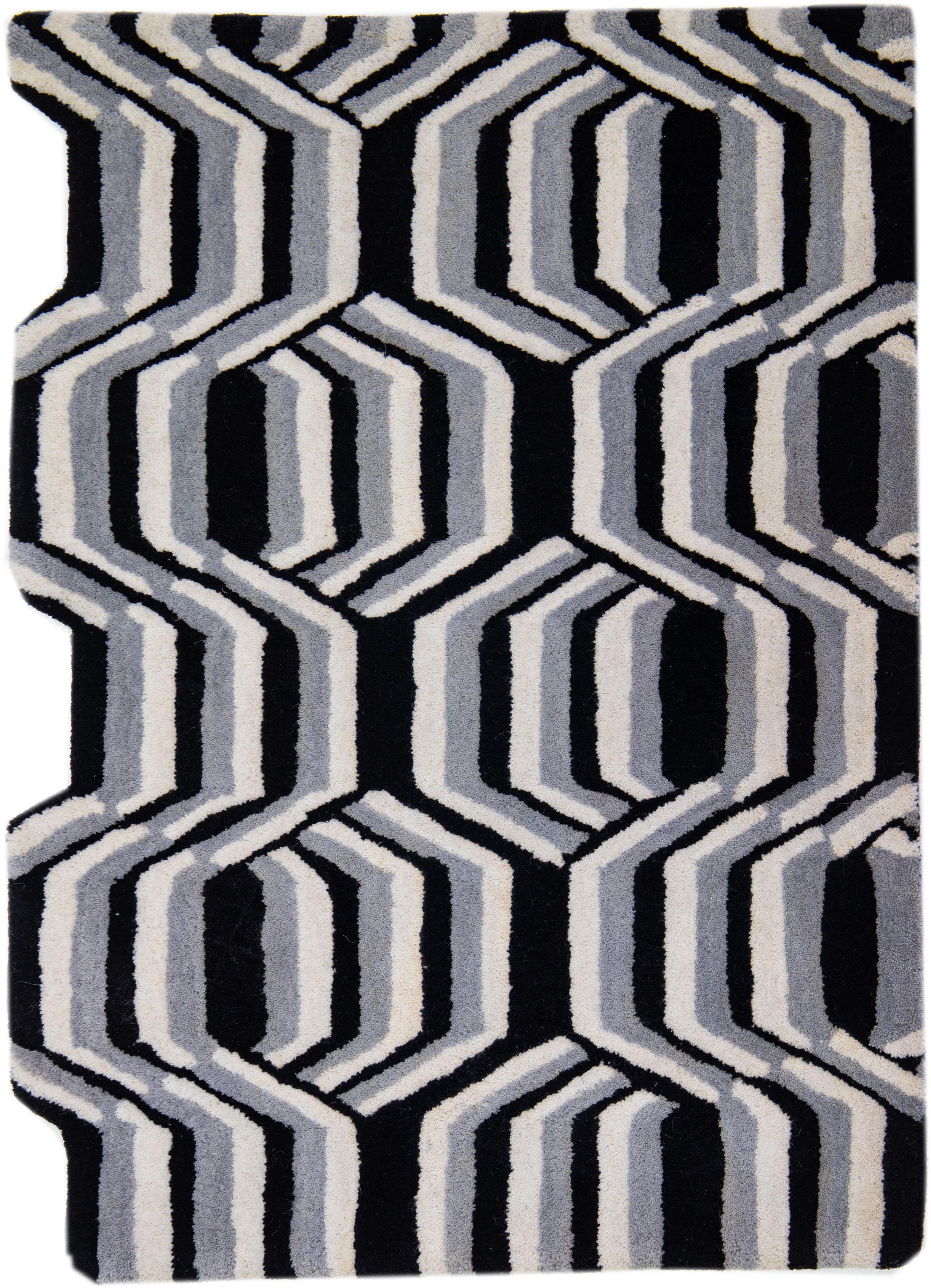 Hand-Knotted Modern Wool Custom Rug with Freestyle’s Crisp Graphic Pattern By Apadana For Sale