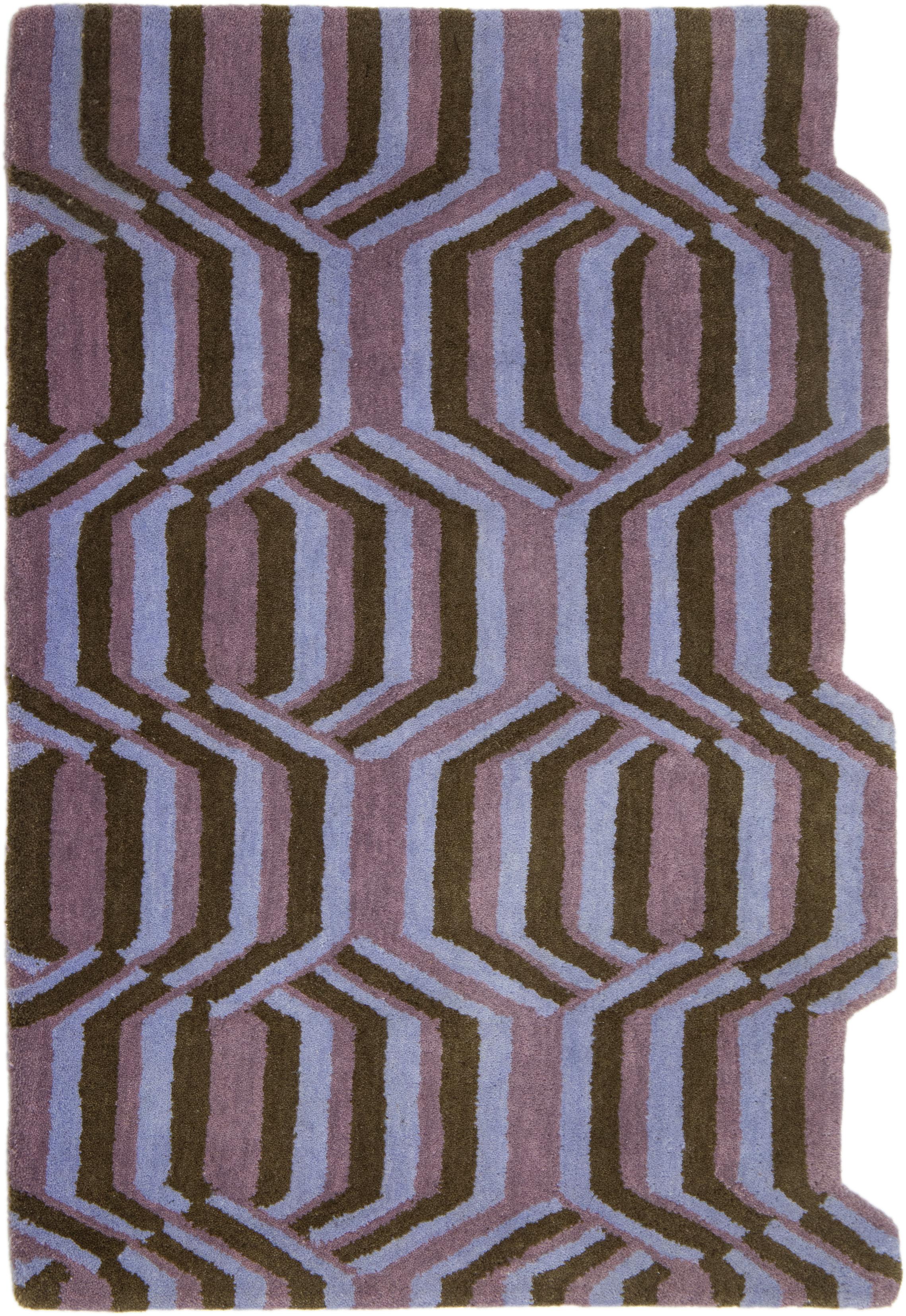 Modern Wool Custom Rug with Freestyle’s Crisp Graphic Pattern By Apadana For Sale 1