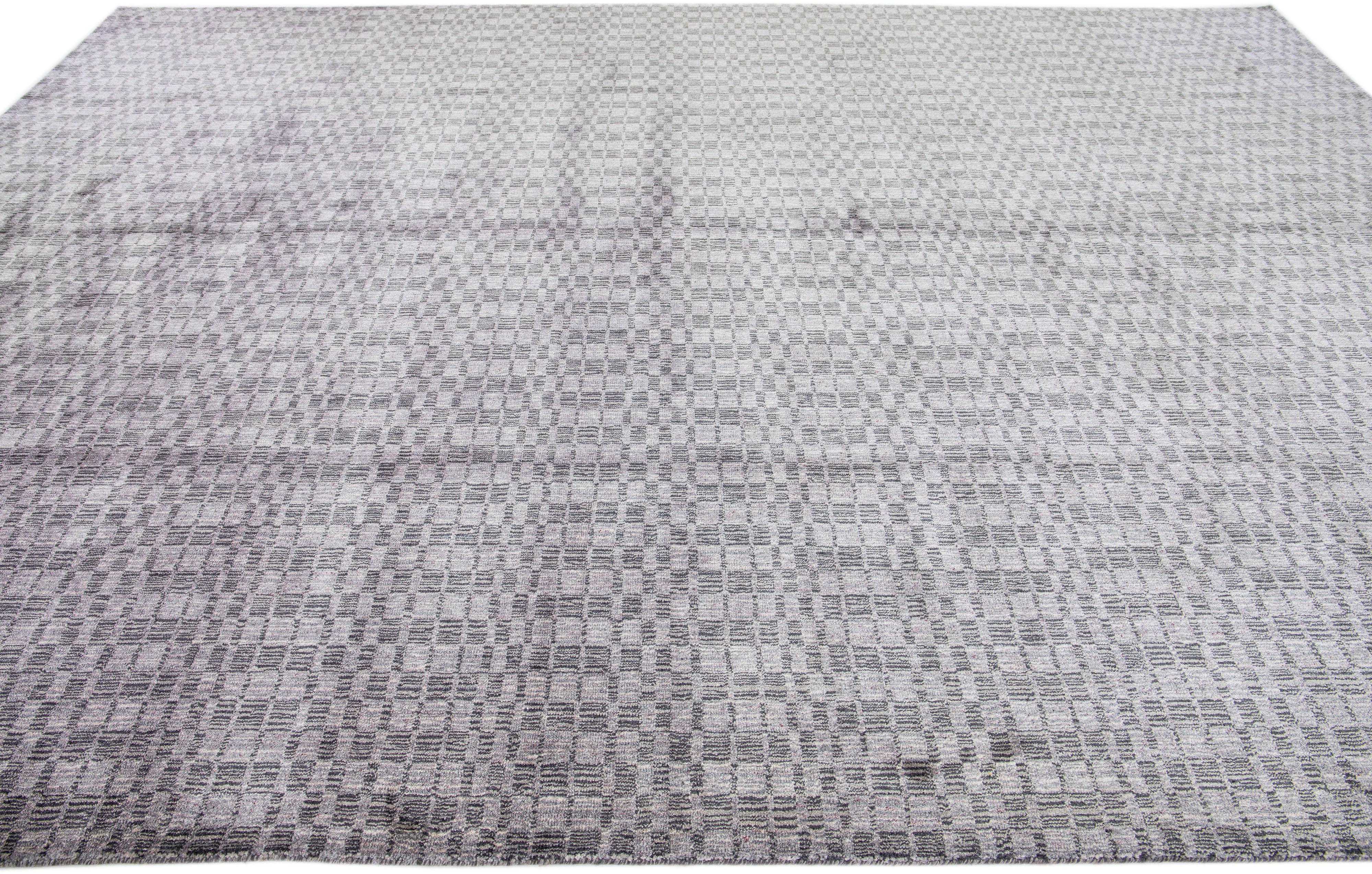 Hand-Knotted Modern Wool & Silk Gray Rug Handmade with Geometric Design For Sale