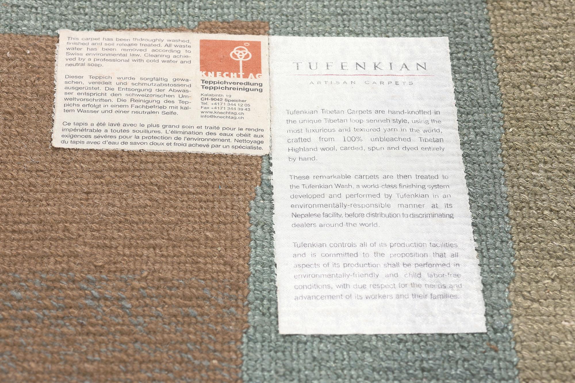 Moderner Tibet-Teppich aus Wolle und Seide, kubistischer Stil trifft auf erdige Eleganz (21. Jahrhundert und zeitgenössisch) im Angebot