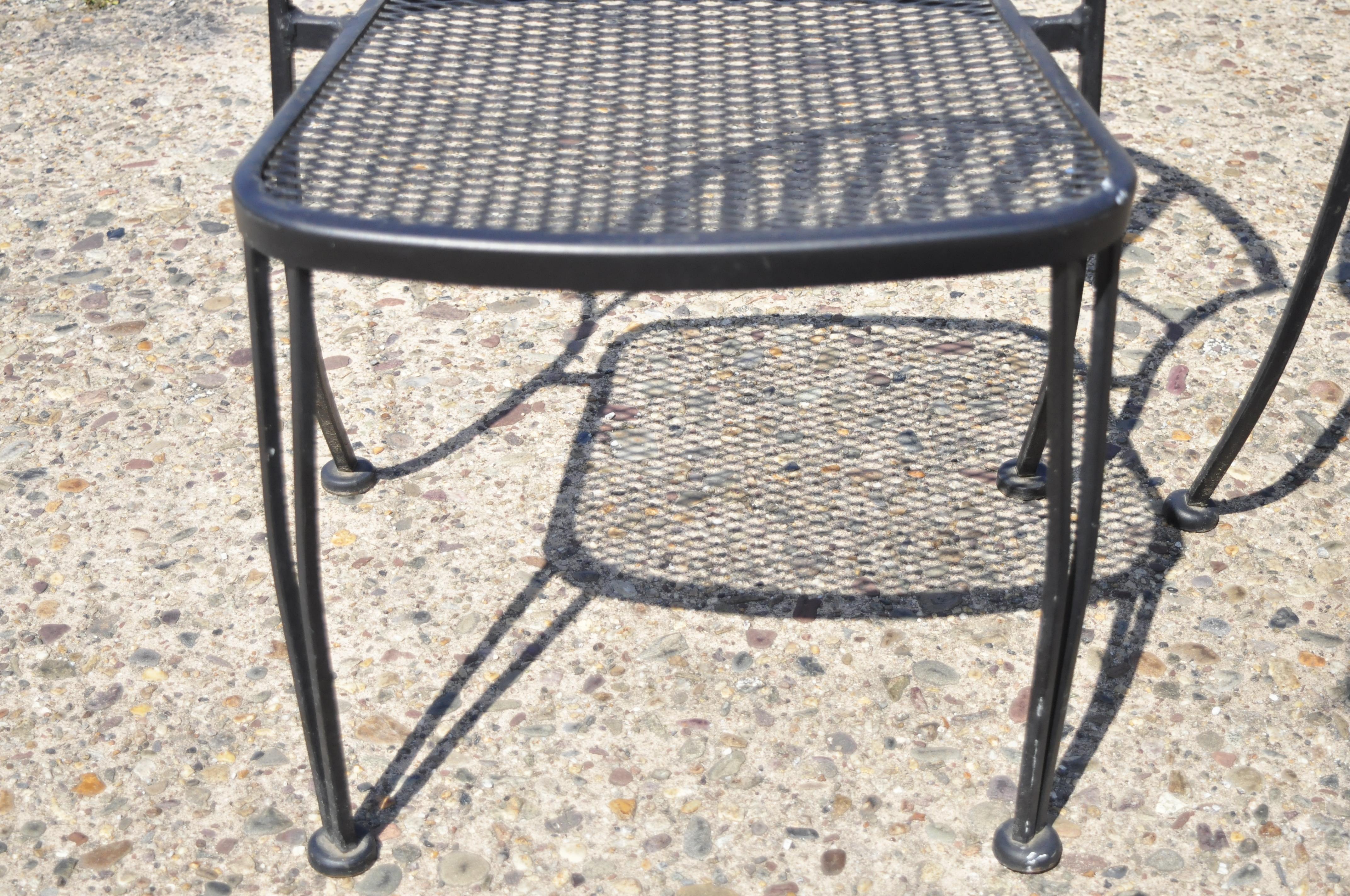 20th Century Modern Wrought Iron Barrel Back Sculptural Garden Patio Dining Chairs, Set of 4 For Sale