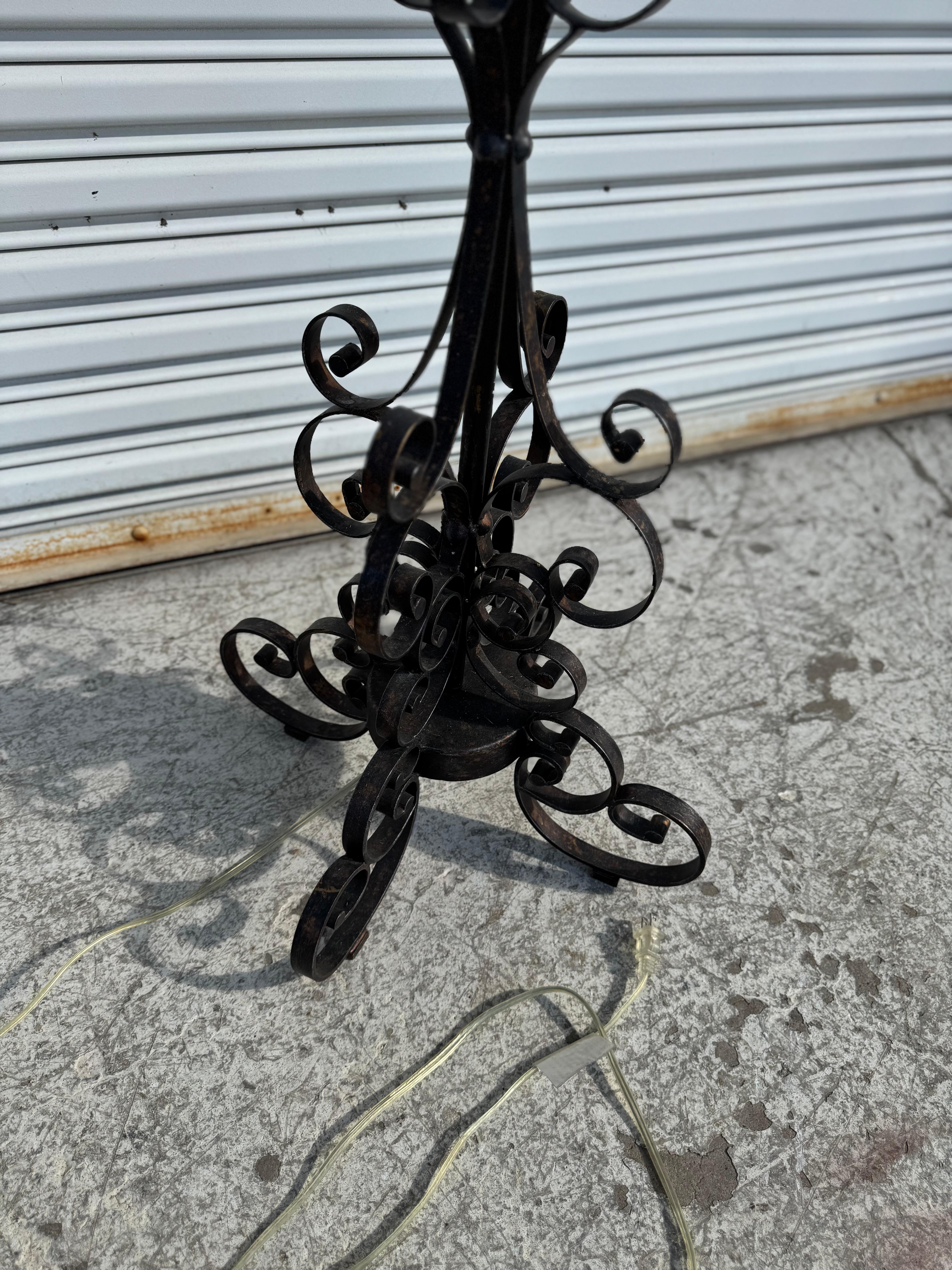 Modern Wrought Iron Floor Lamp with Blownglass shade In Good Condition For Sale In Pasadena, TX