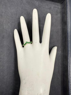 Modern Yellow Gold 0.7ct Natural Green Emerald Statement Band