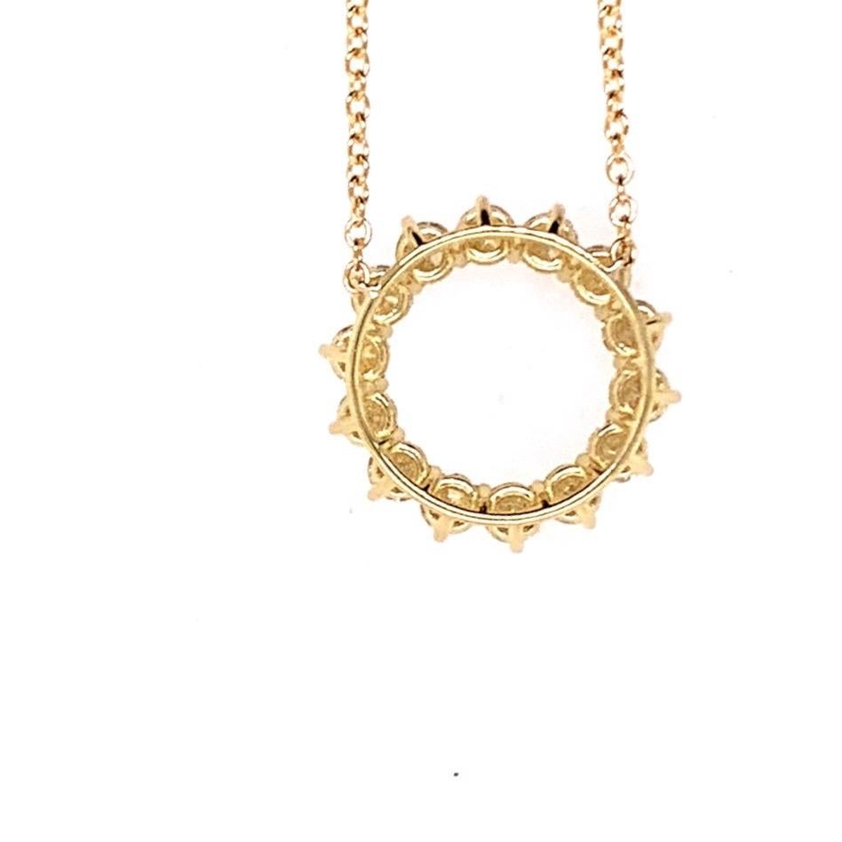 De las mujeres Colgante Artesanal de Oro Amarillo Moderno con Diamante Brillante Redondo Natural de 1,28 Quilates en venta