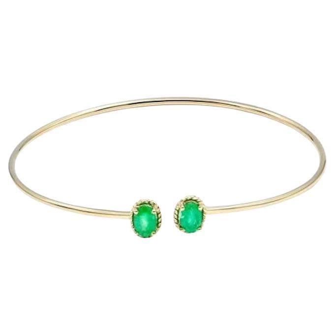 Modern Yellow Gold Emerald Bracelet  For Her