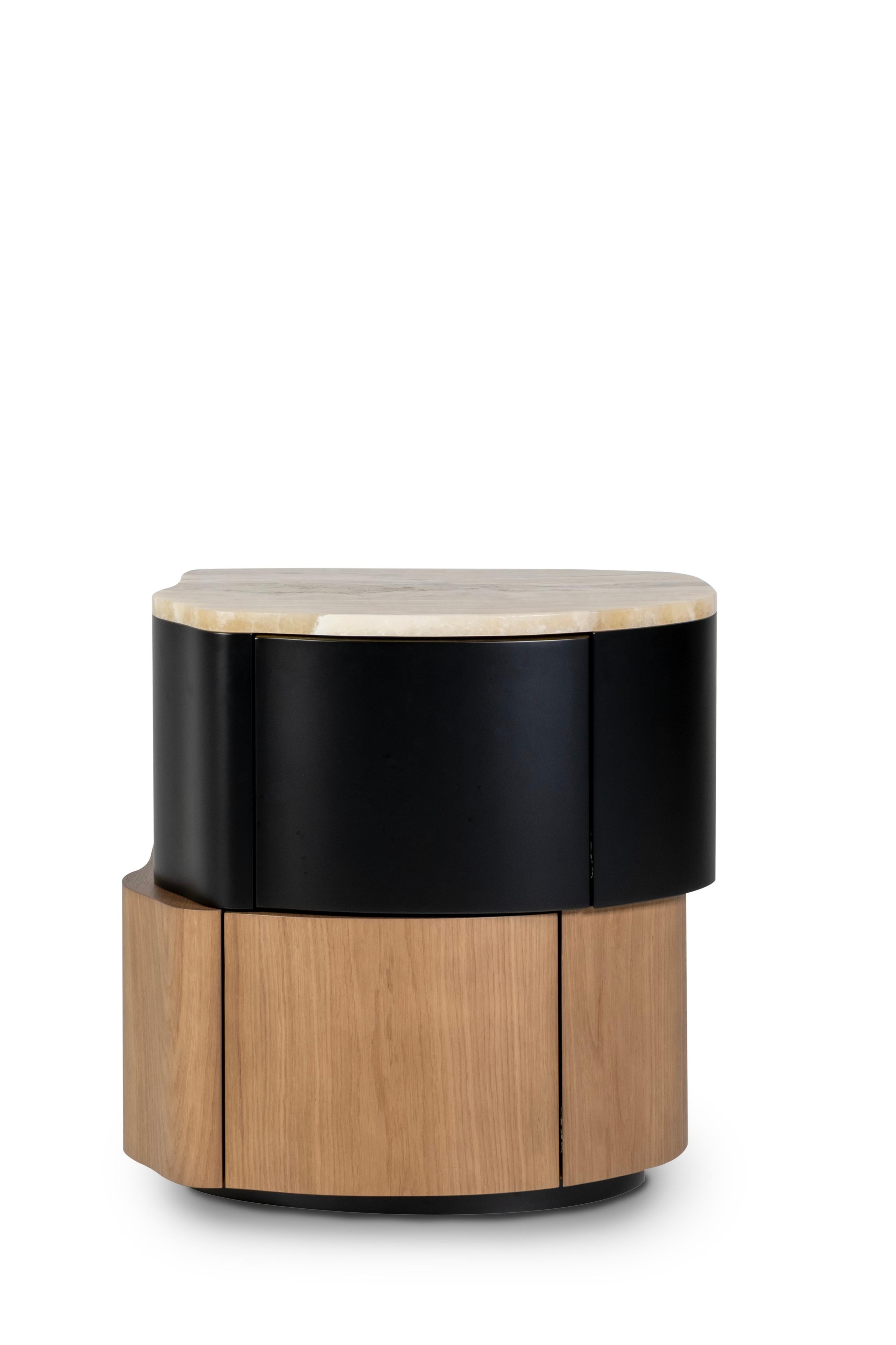 Mid-Century Modern Table de chevet moderne Zambujeiro, SET/2, Miel Onyx, Handmade Portugal Greenapple en vente