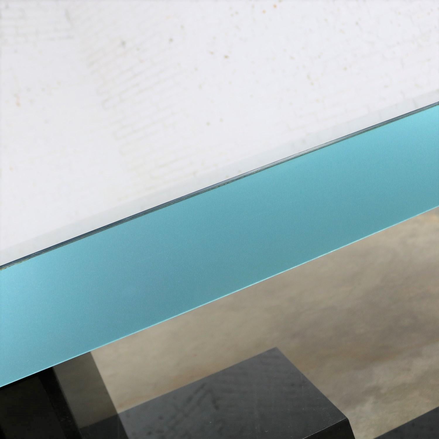 Modern Zig Zag Stepped Plexiglass Clad Console Table Credenza in Black and Teal For Sale 4