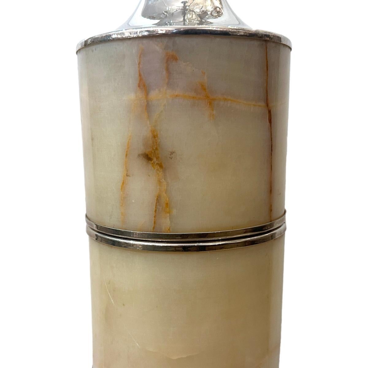 Albâtre Lampe moderne en albâtre en vente
