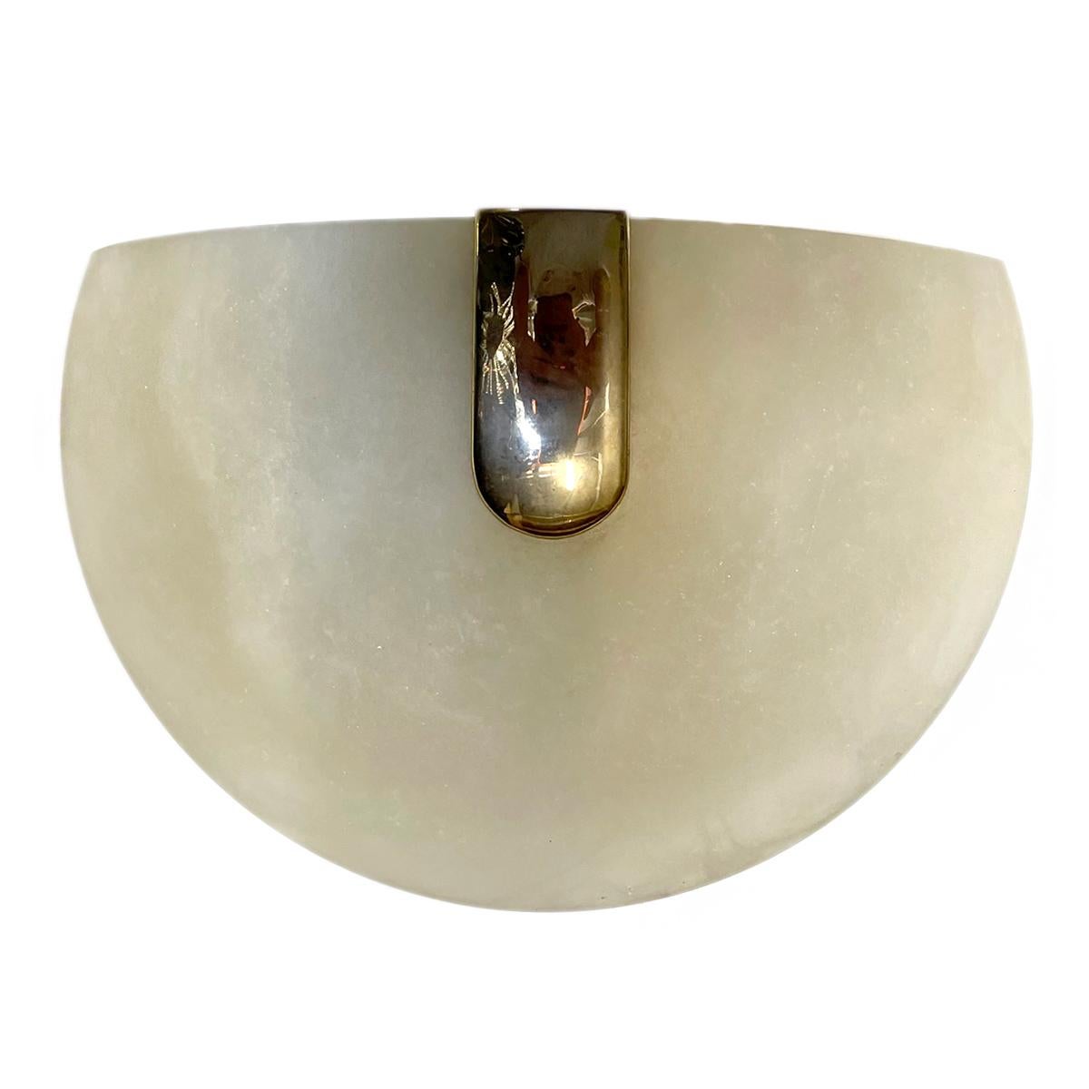 Moderne Alabaster Sconces In Good Condition For Sale In New York, NY
