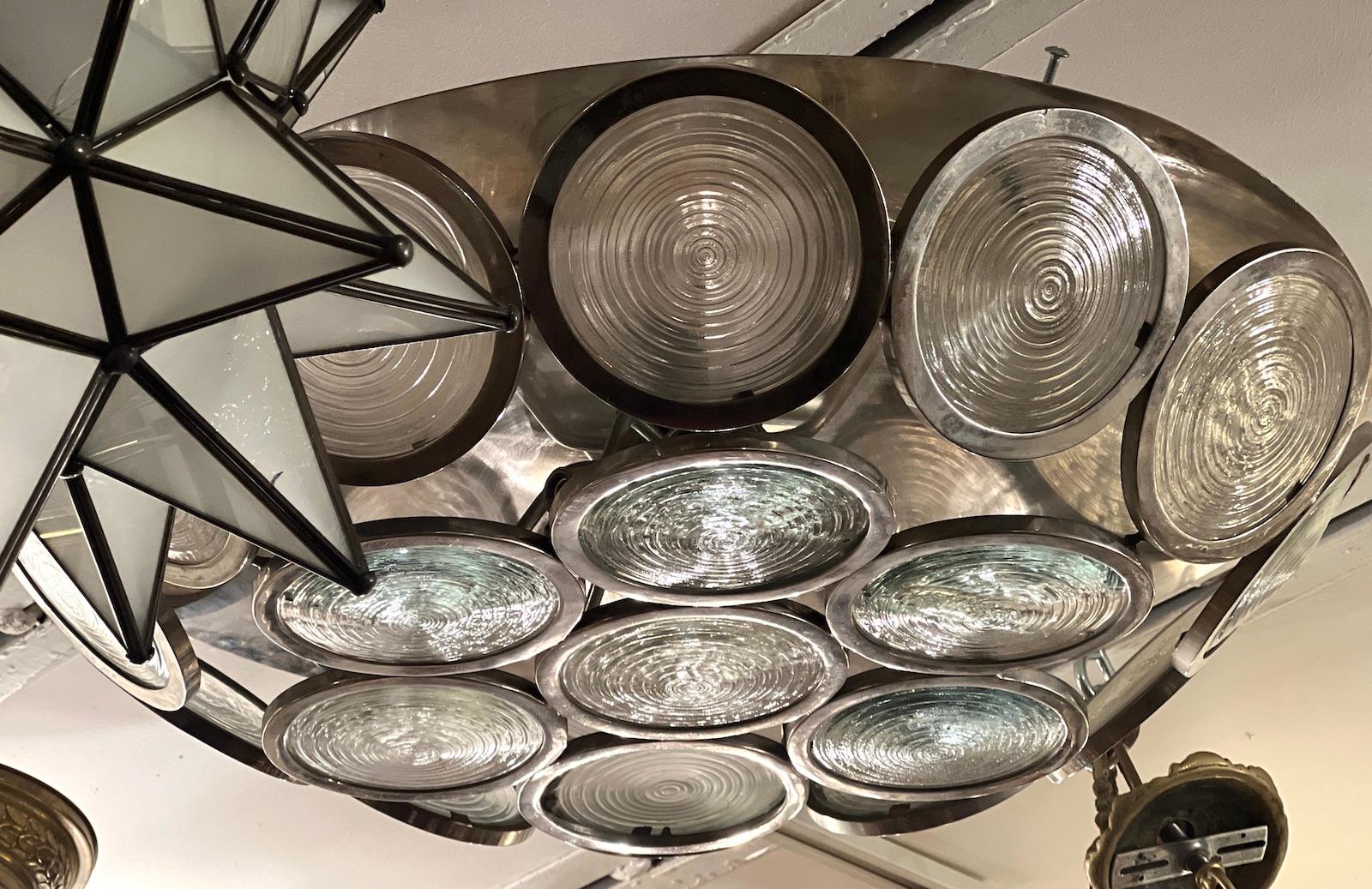 Moderne Flush Mount Fixture In Good Condition For Sale In New York, NY